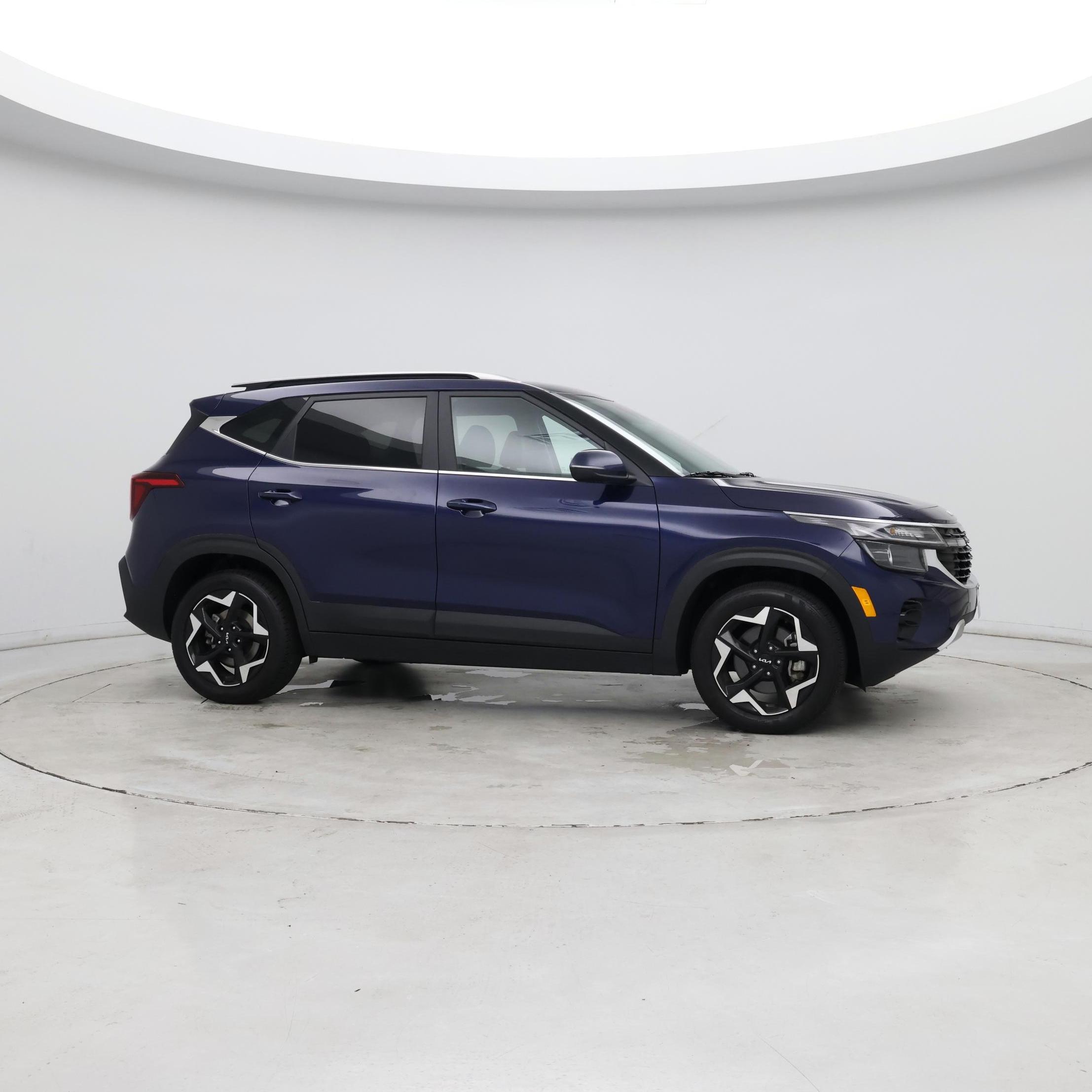 Thumbnail: 2024 Kia Seltos - 7