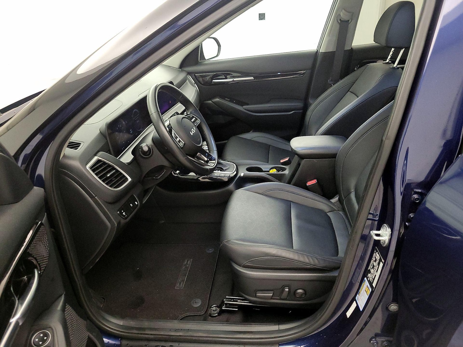 Power Seat(s) & Side Airbags