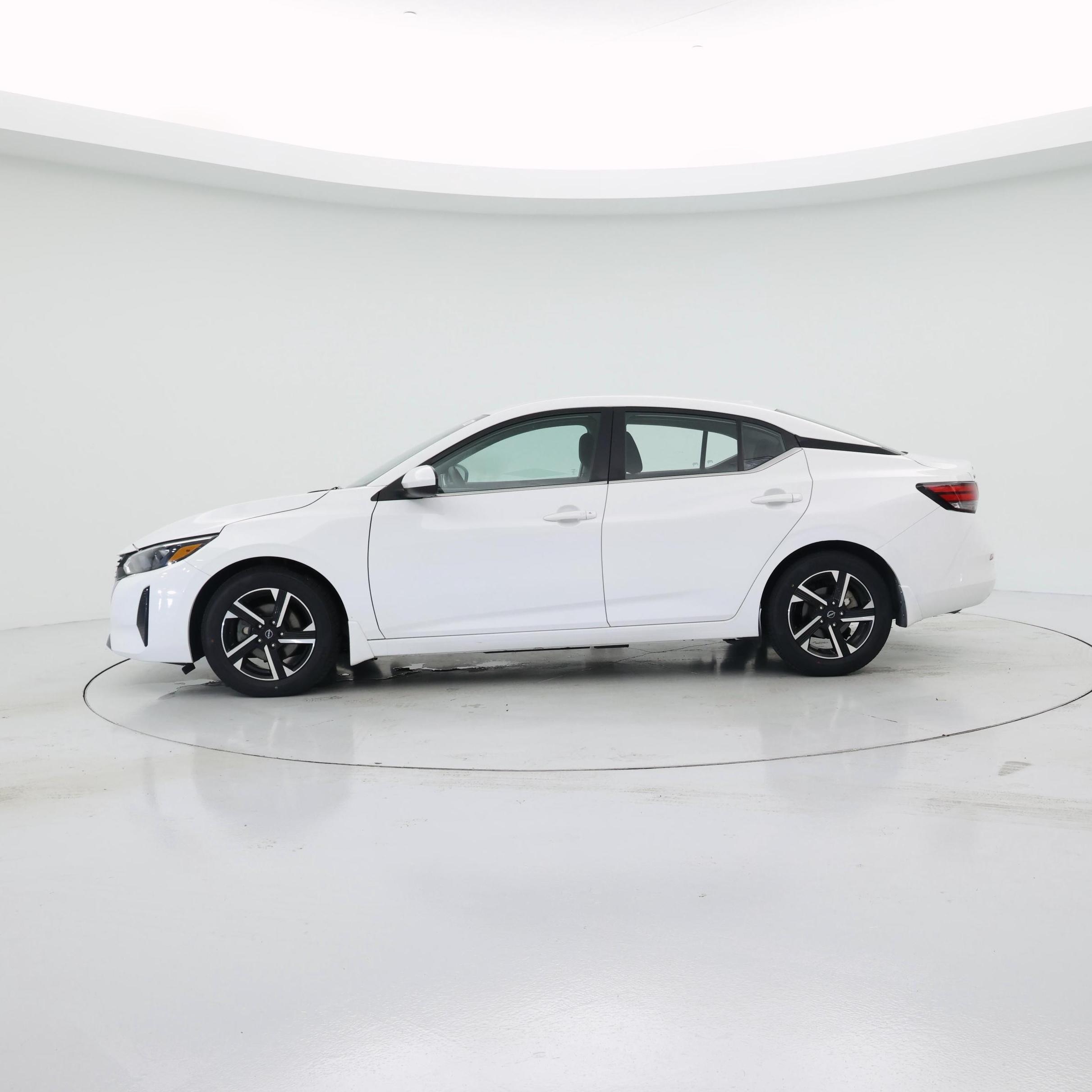 Thumbnail: 2024 Nissan Sentra - 3