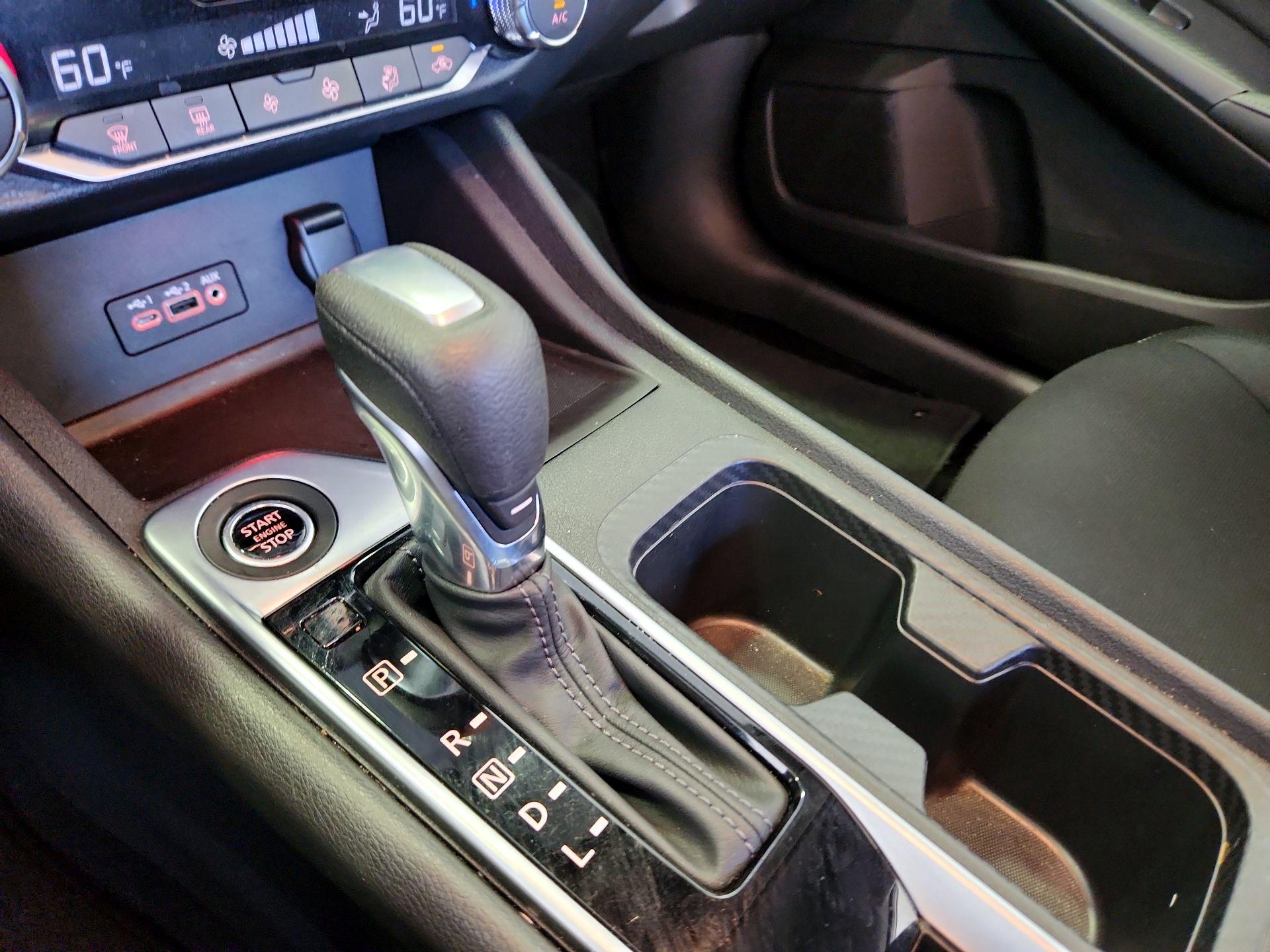 Thumbnail: 2023 Nissan Sentra - 17