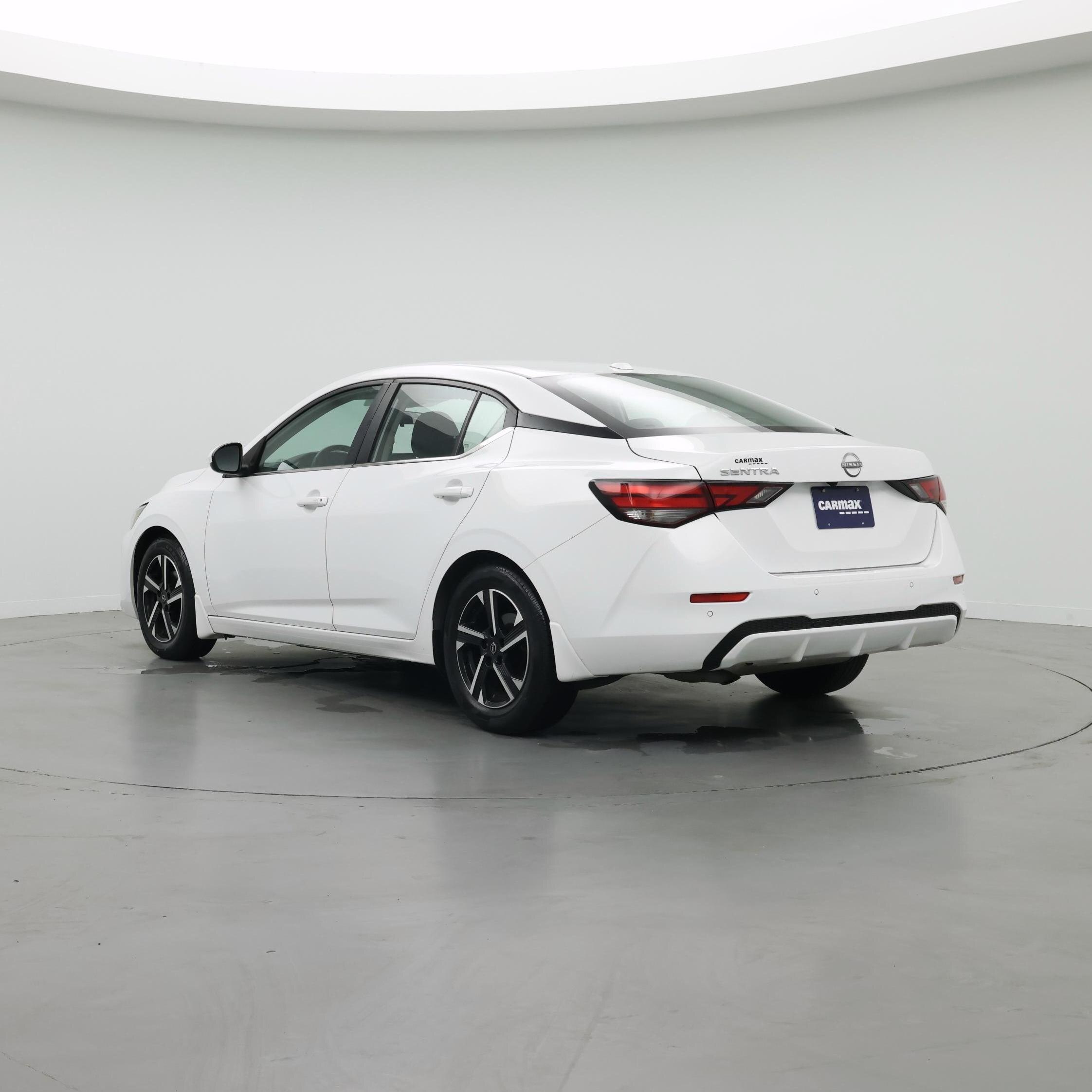 Thumbnail: 2025 Nissan Sentra - 2