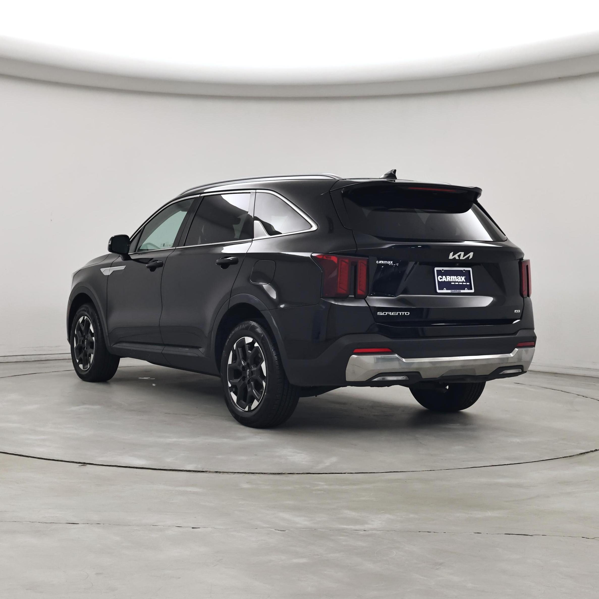 Thumbnail: 2024 Kia Sorento - 2