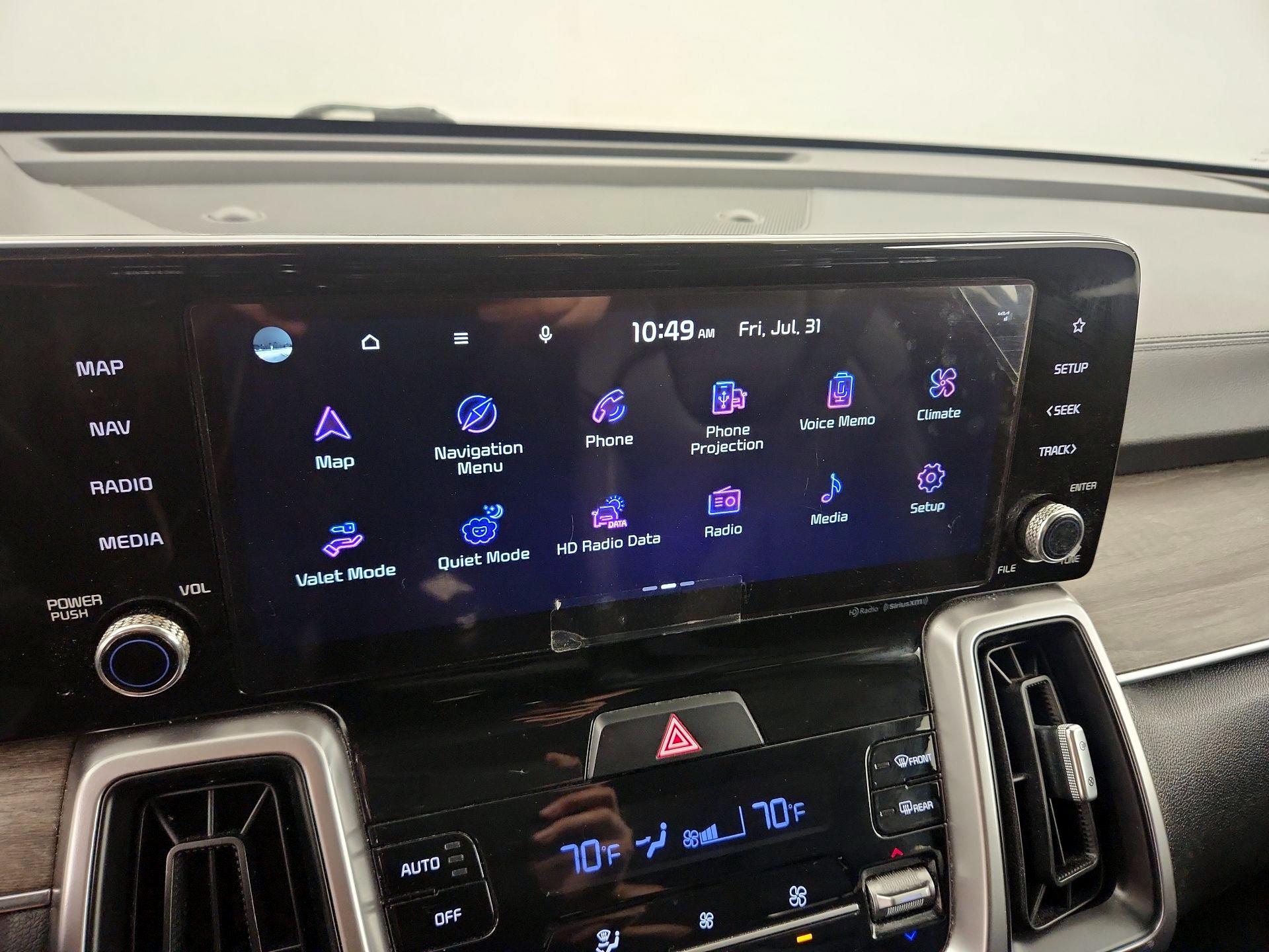 Thumbnail: 2023 Kia Sorento - 16