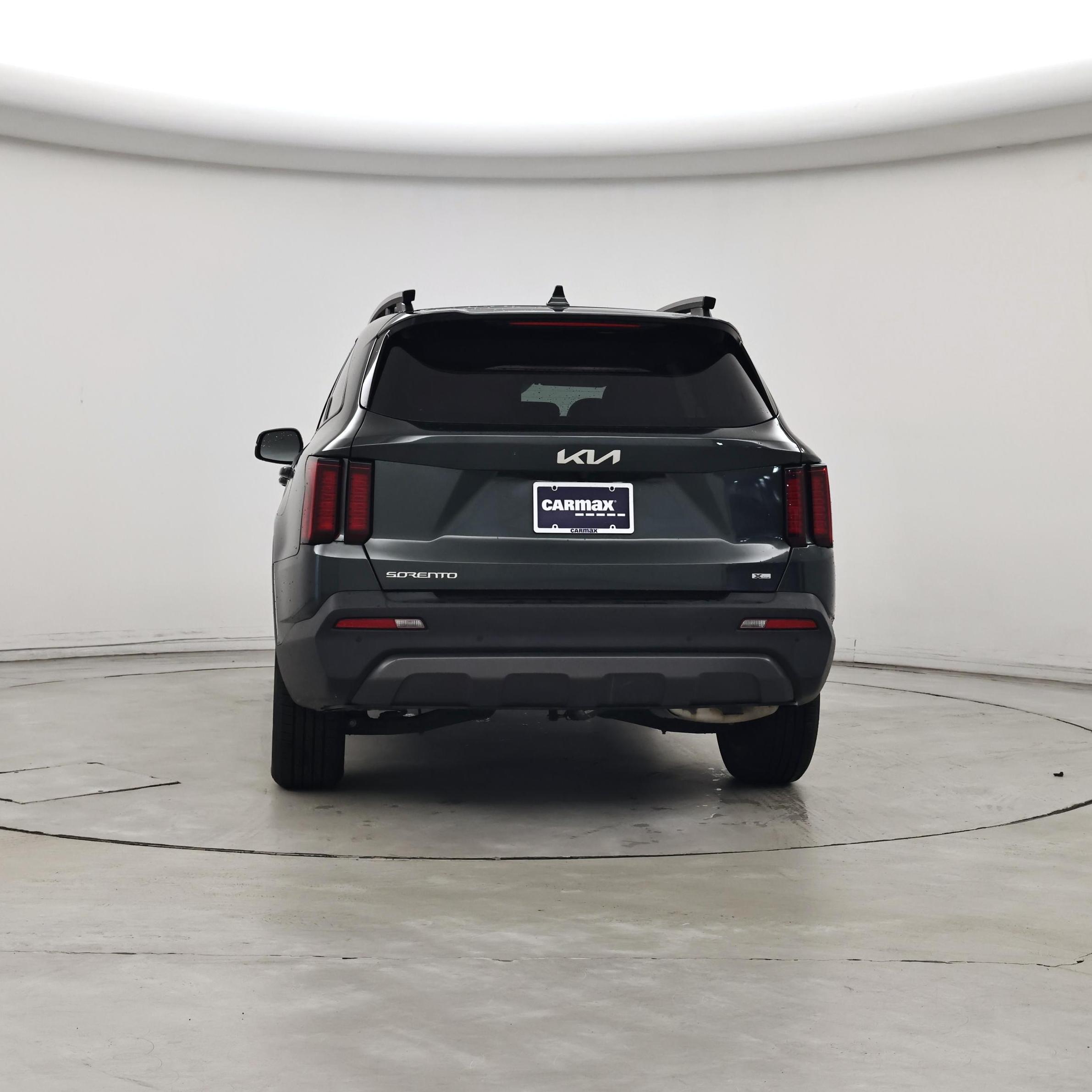 Thumbnail: 2023 Kia Sorento - 6