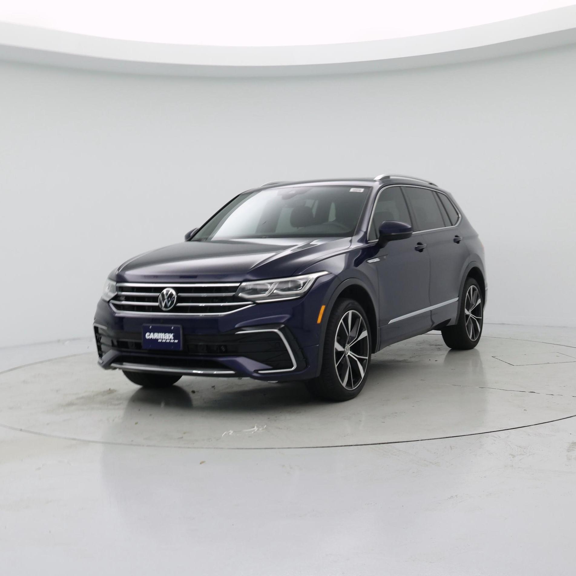 Thumbnail: 2022 Volkswagen Tiguan - 4