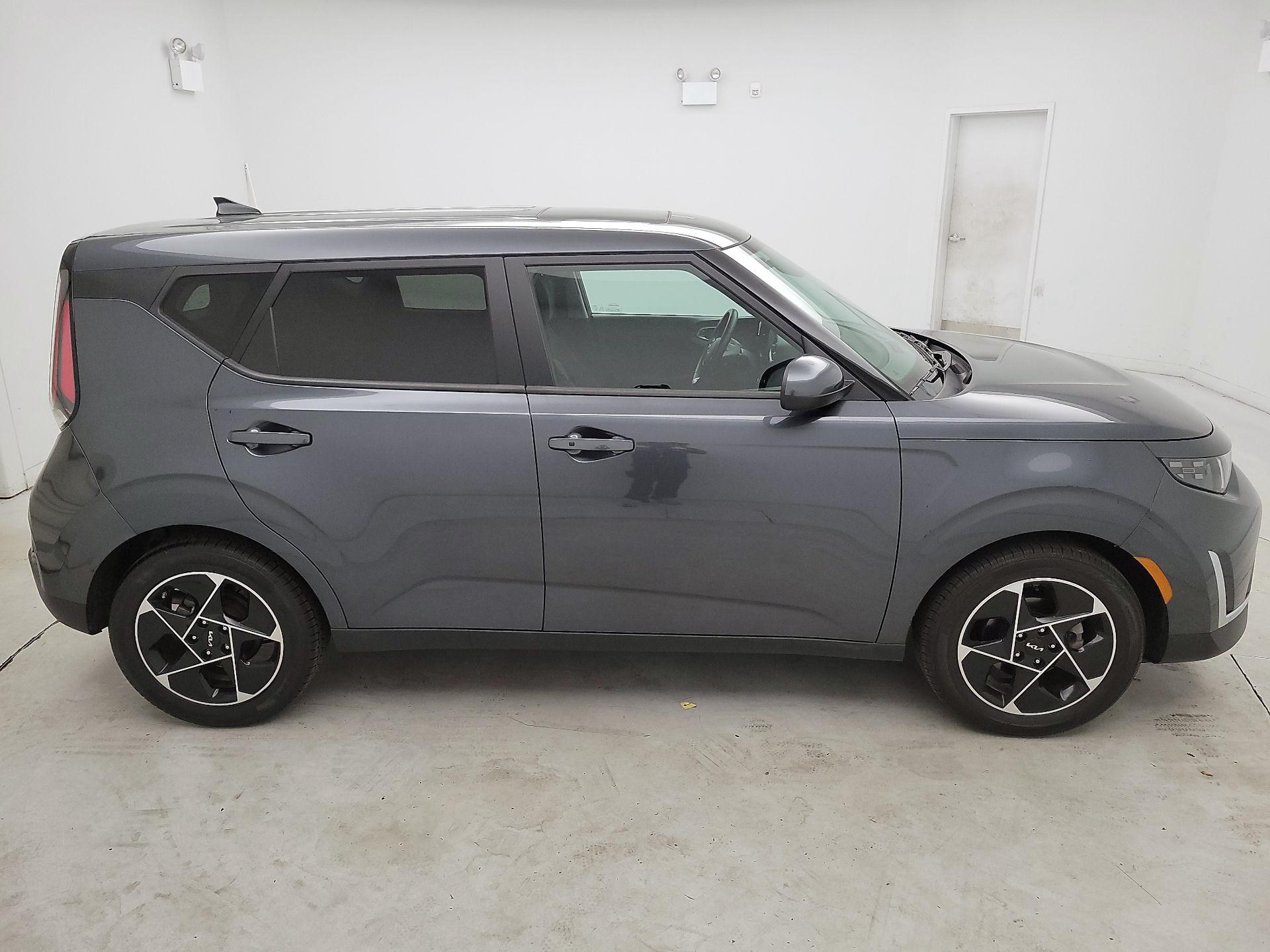 Thumbnail: 2023 Kia Soul - 4