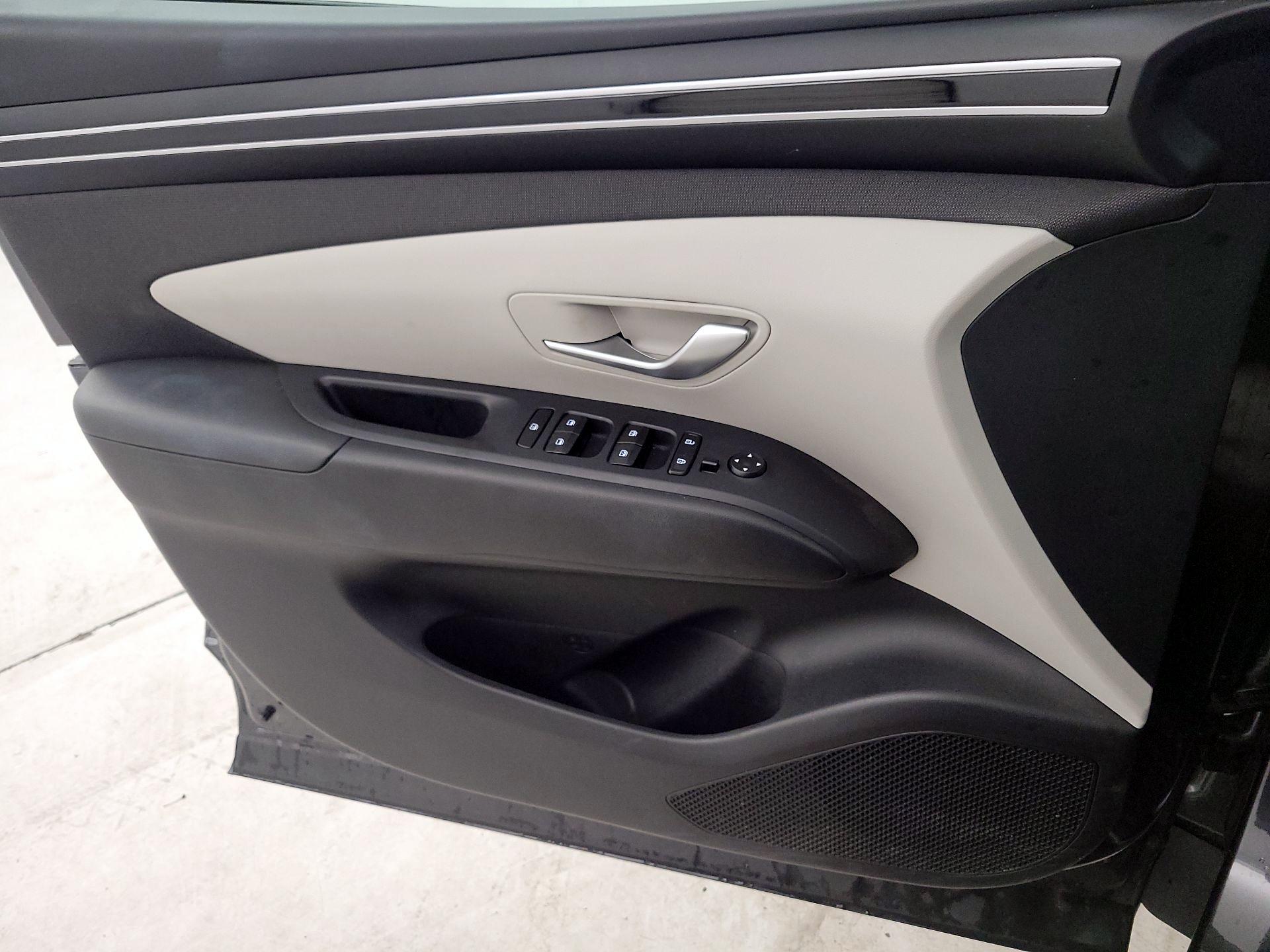 Thumbnail: 2023 Hyundai Tucson - 12