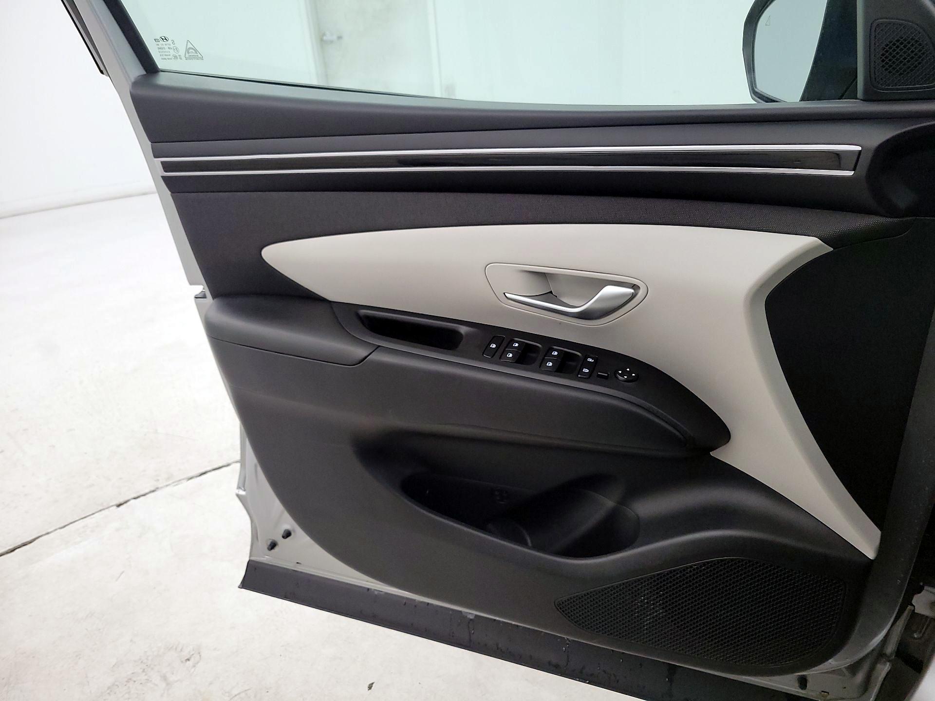 Thumbnail: 2024 Hyundai Tucson - 10