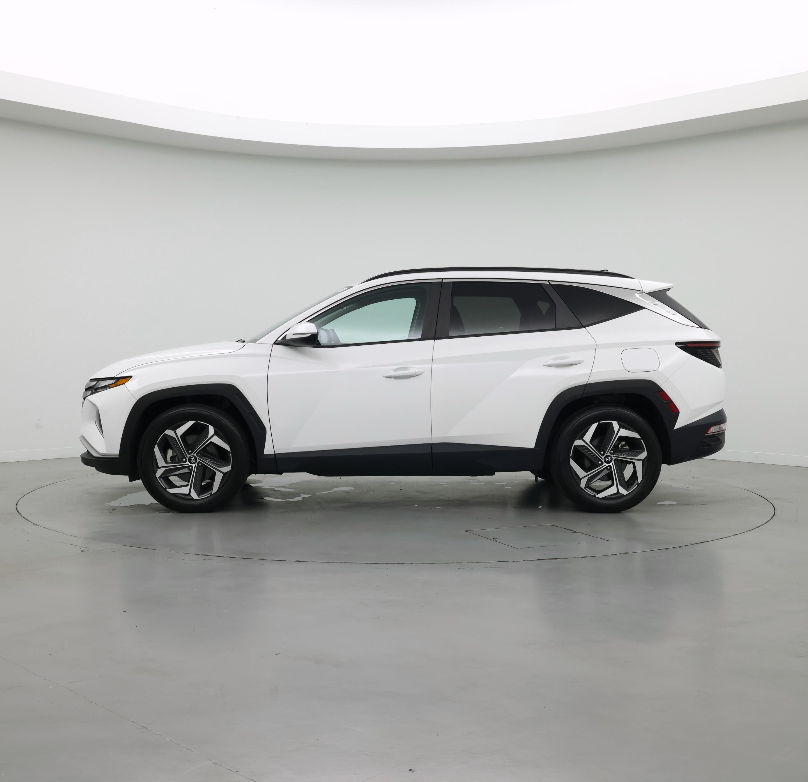 Thumbnail: 2024 Hyundai Tucson - 3