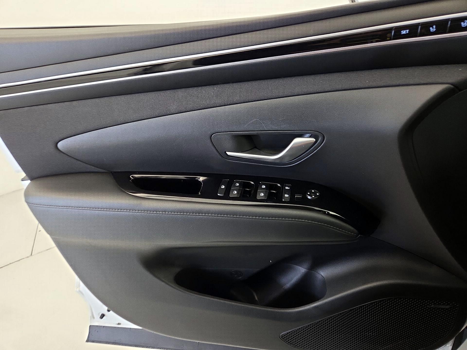 Thumbnail: 2023 Hyundai Tucson - 12