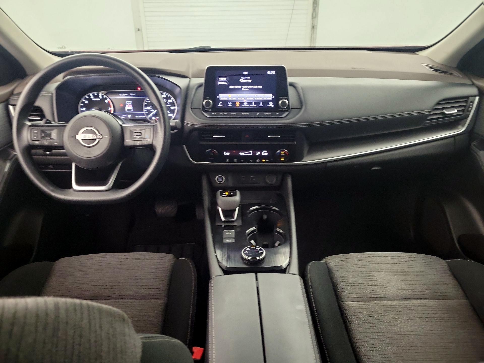 Thumbnail: 2023 Nissan Rogue - 9