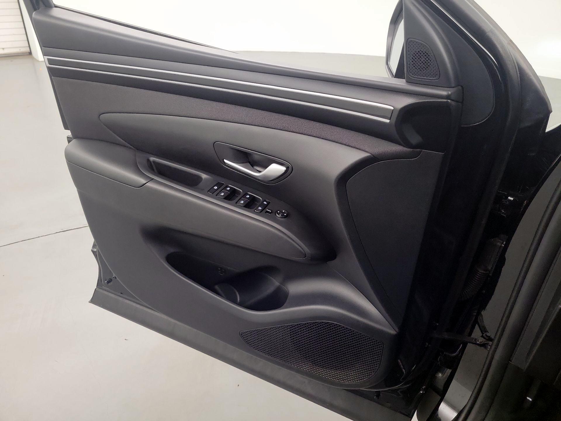 Thumbnail: 2023 Hyundai Tucson - 12