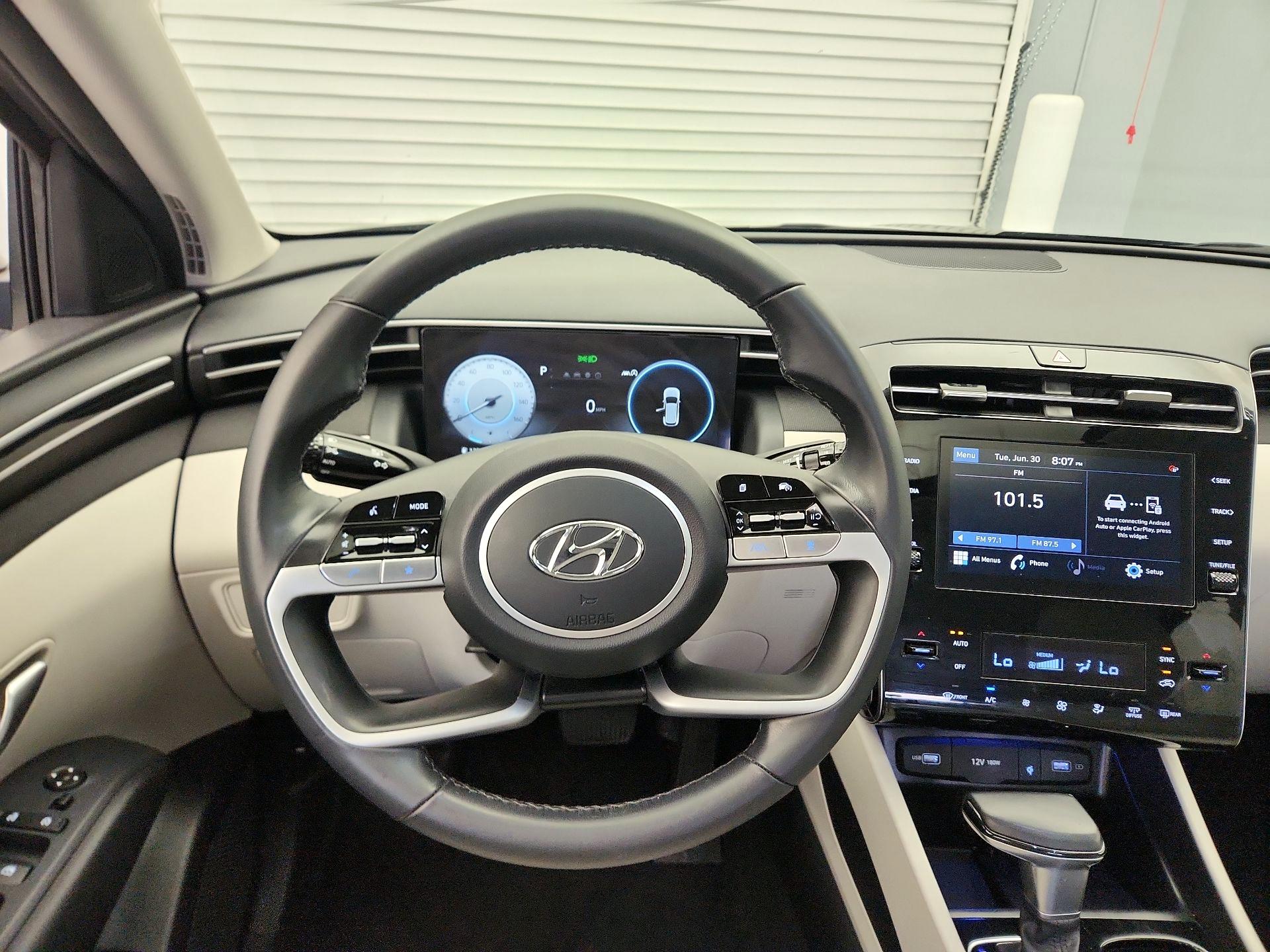 Thumbnail: 2023 Hyundai Tucson - 10