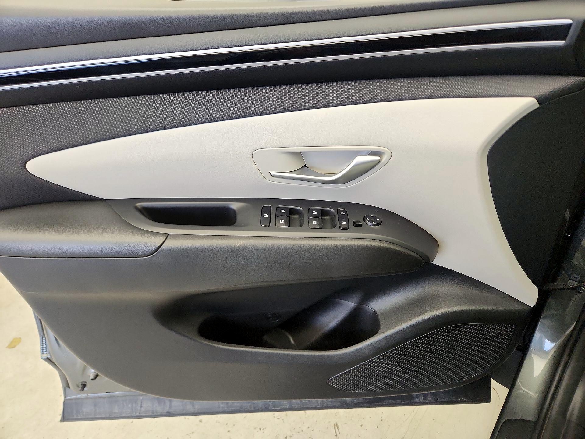 Thumbnail: 2023 Hyundai Tucson - 12
