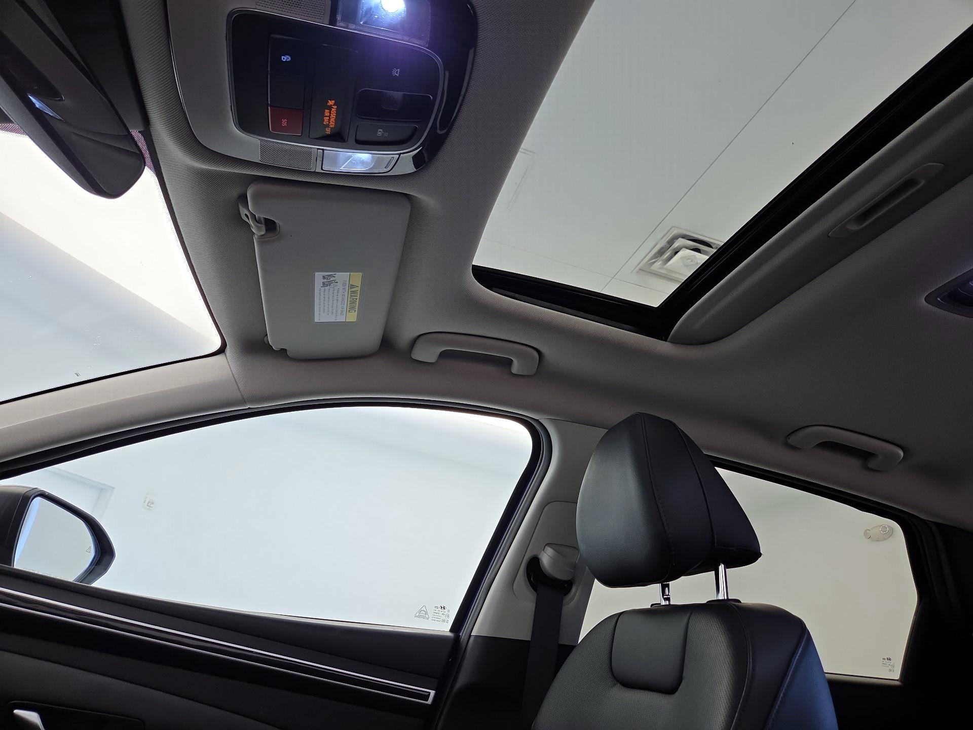 Thumbnail: 2023 Hyundai Tucson - 19