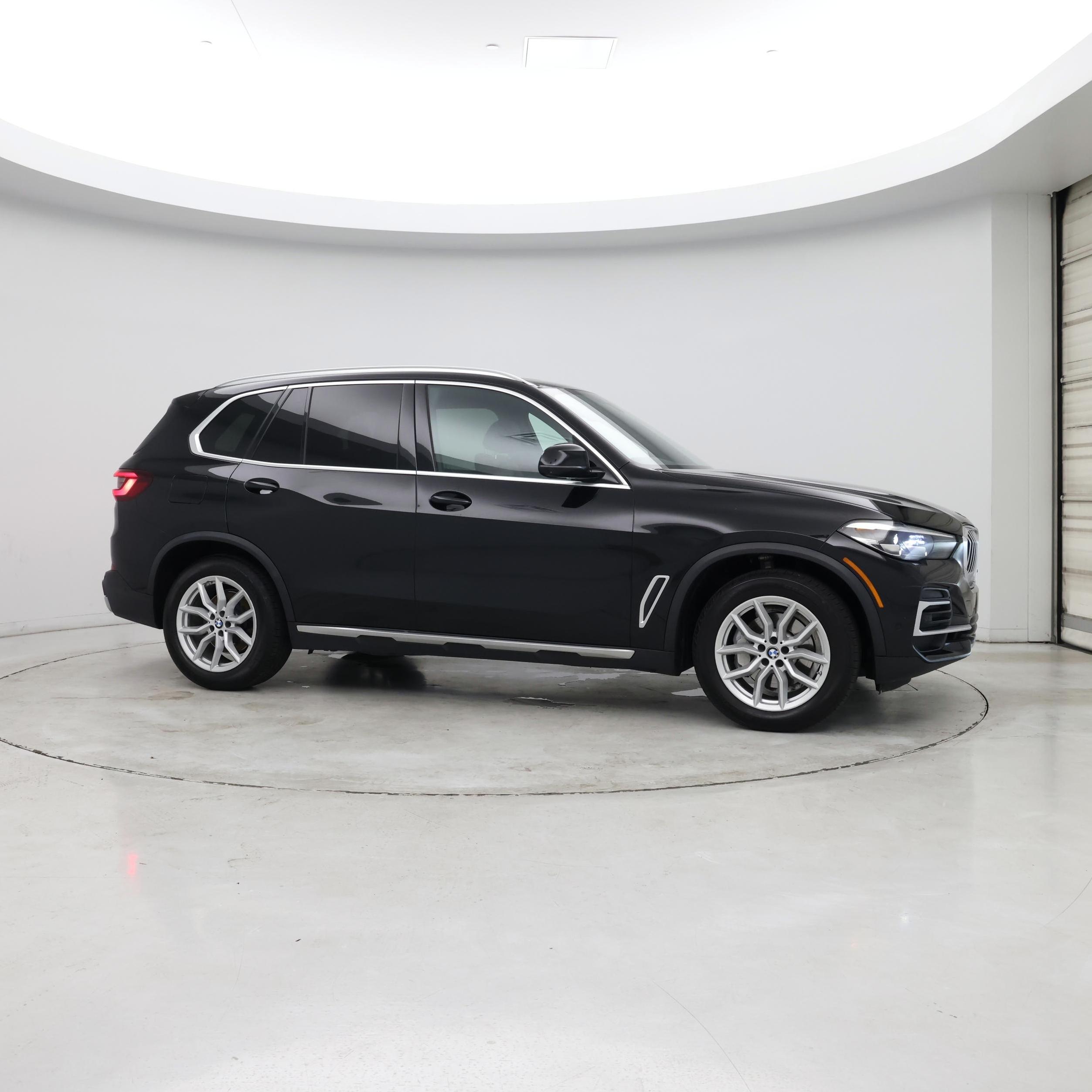 Thumbnail: 2023 BMW X5 - 7