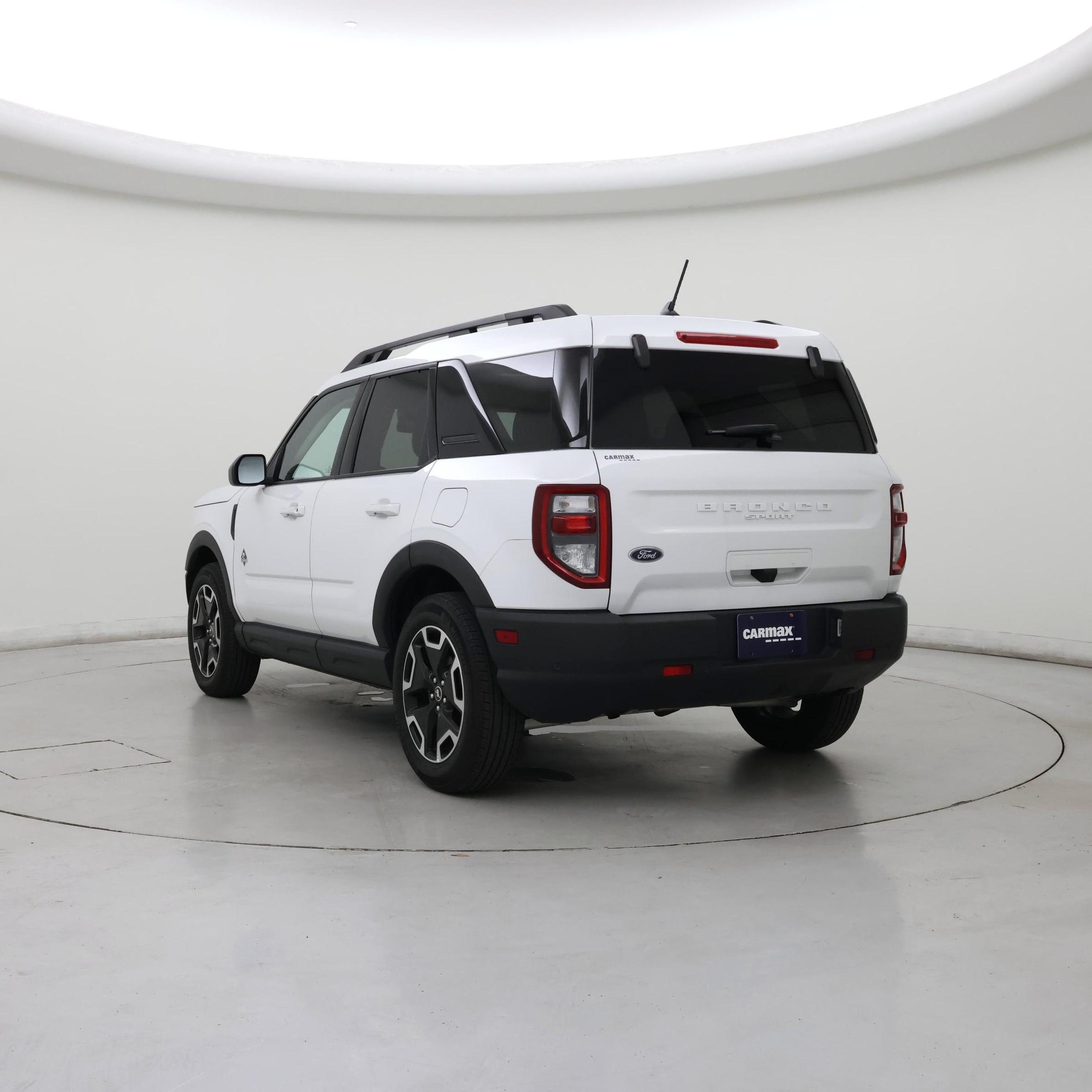 Thumbnail: 2023 Ford Bronco Sport - 2