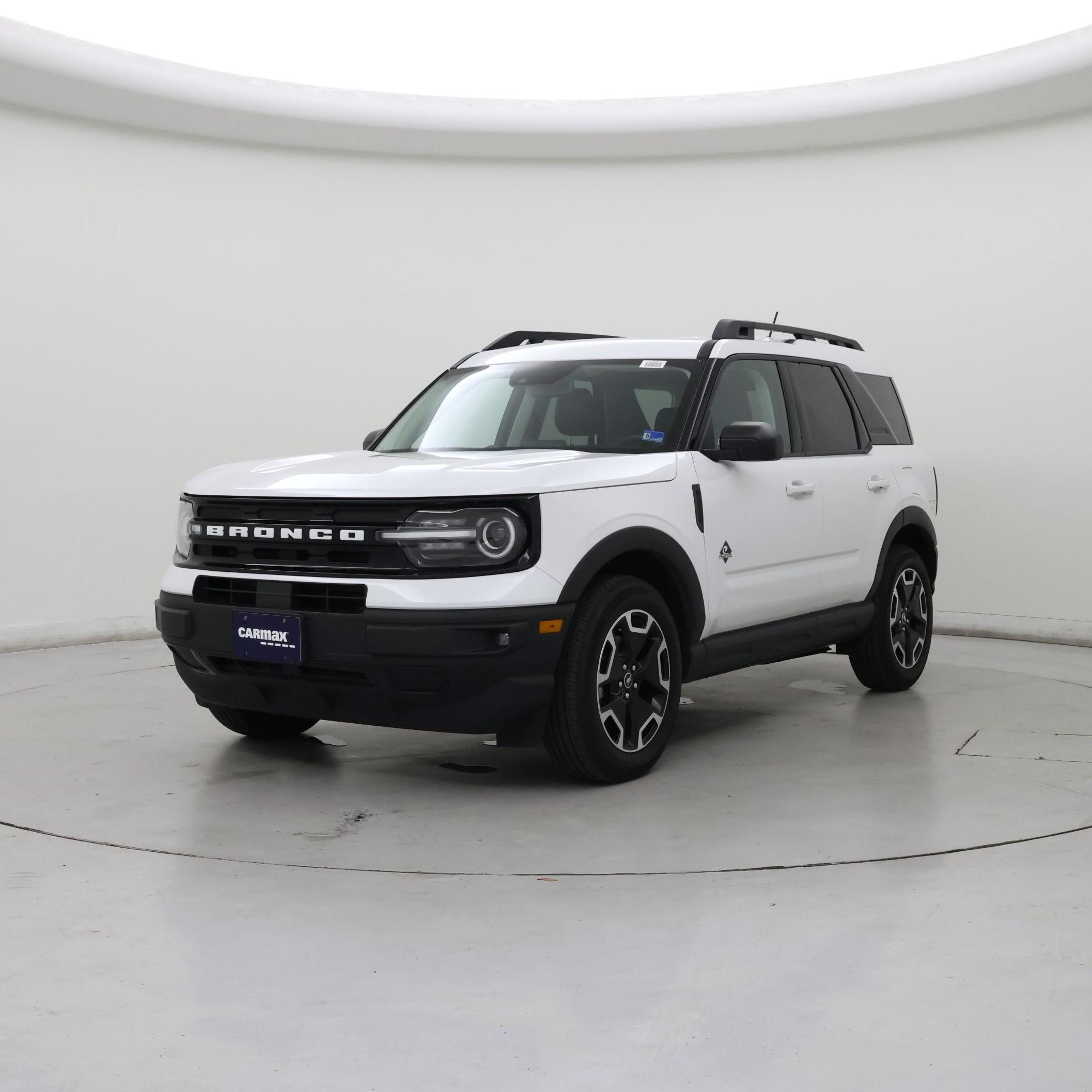 Thumbnail: 2023 Ford Bronco Sport - 4