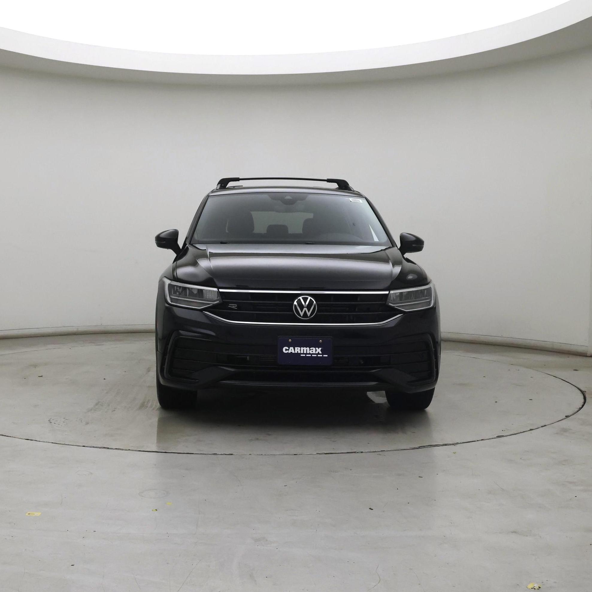 Thumbnail: 2023 Volkswagen Tiguan - 5