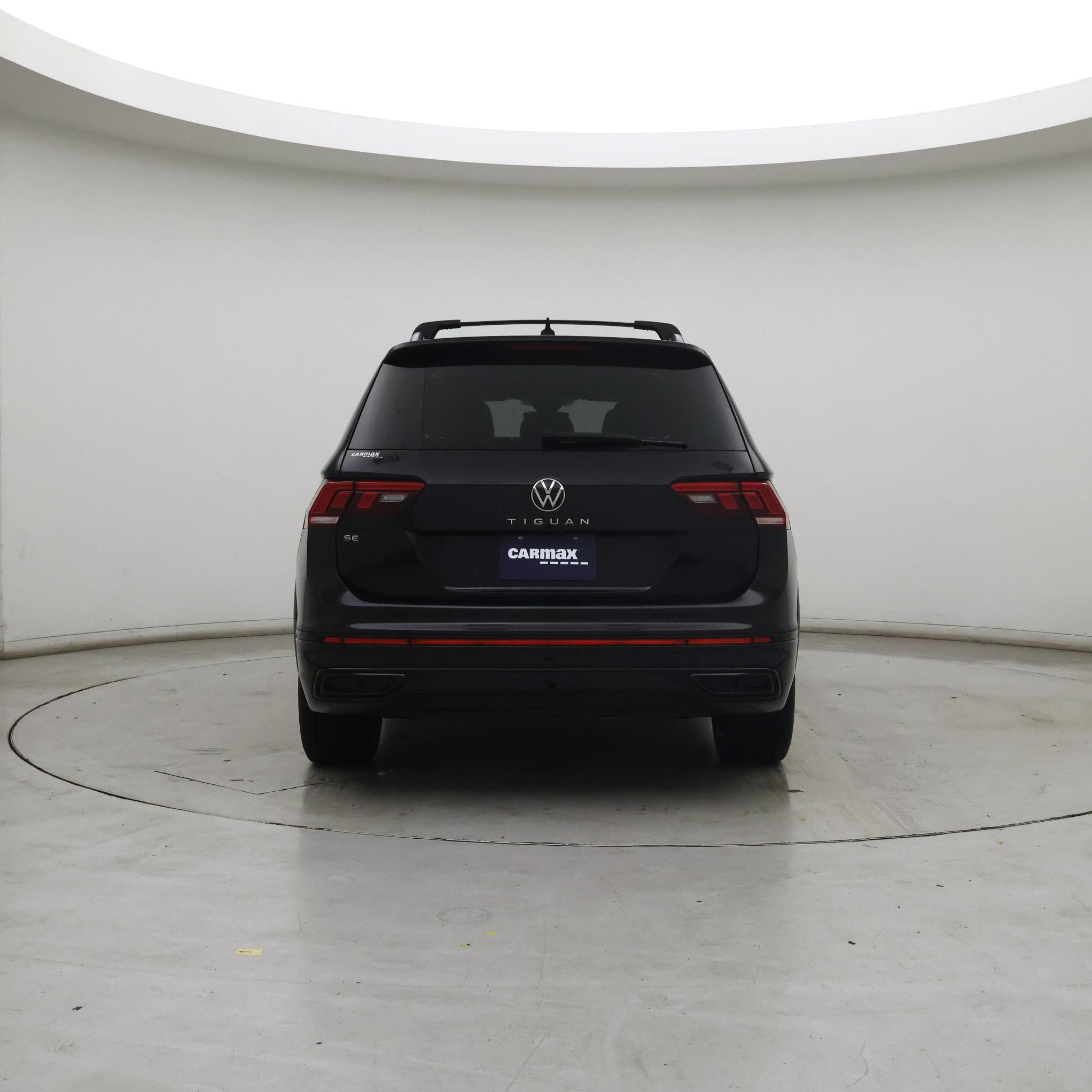 Thumbnail: 2023 Volkswagen Tiguan - 6