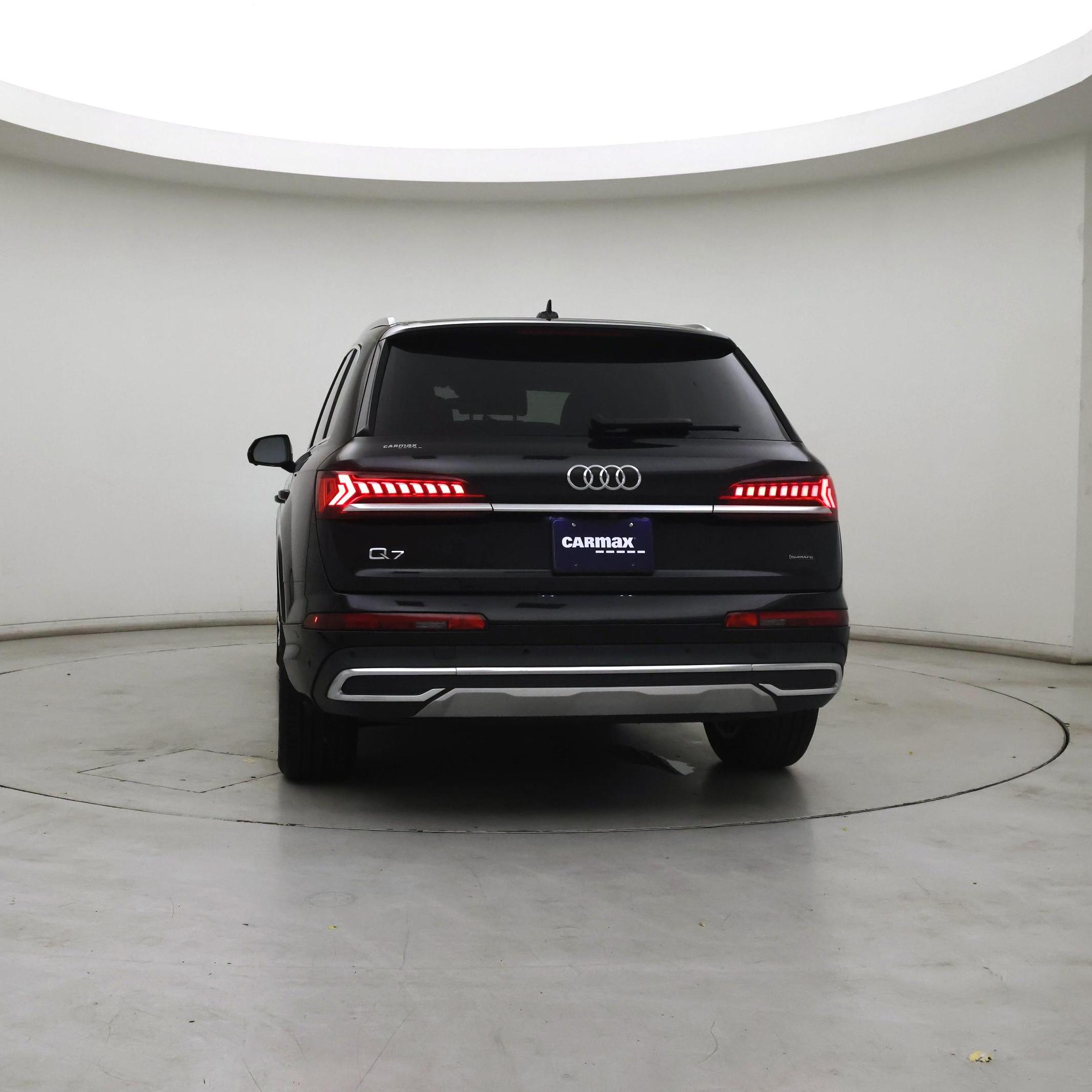 Thumbnail: 2023 Audi Q7 - 6