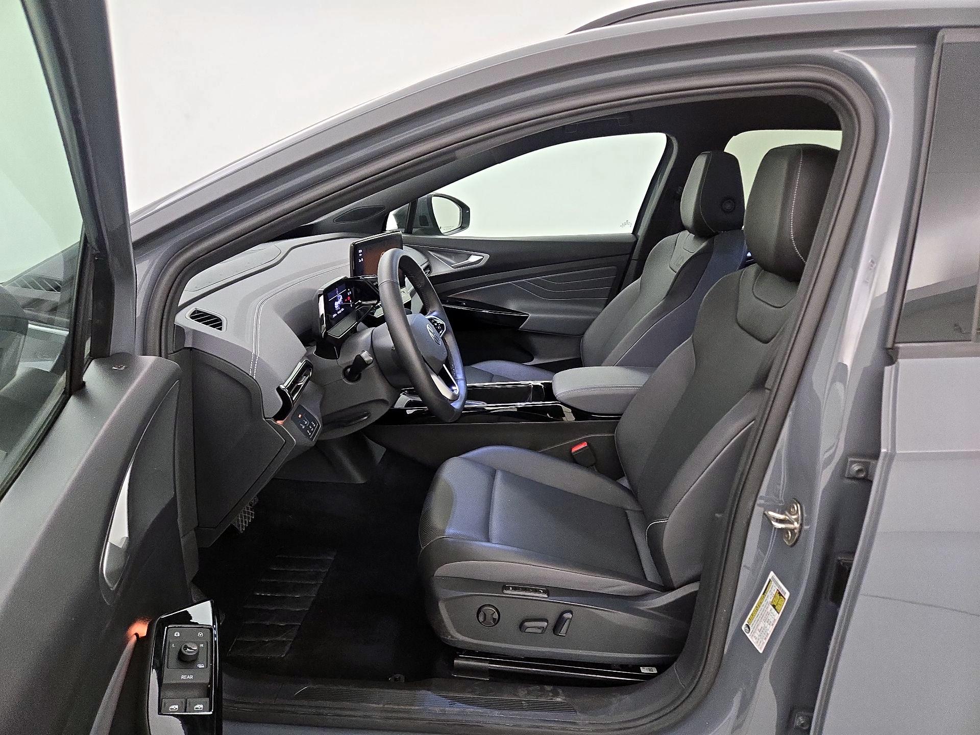 Thumbnail: 2023 Volkswagen ID.4 - 11
