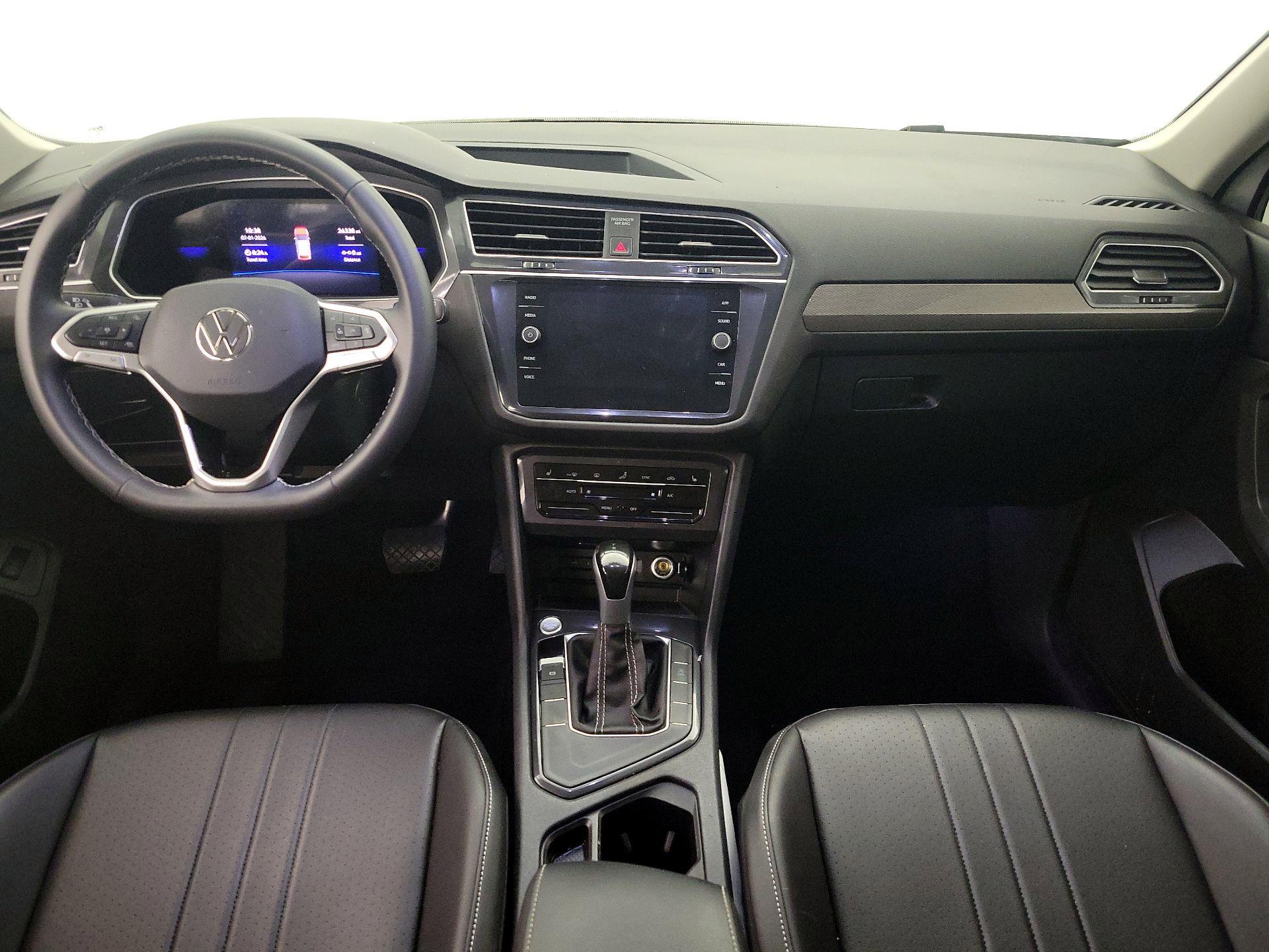 Thumbnail: 2024 Volkswagen Tiguan - 9