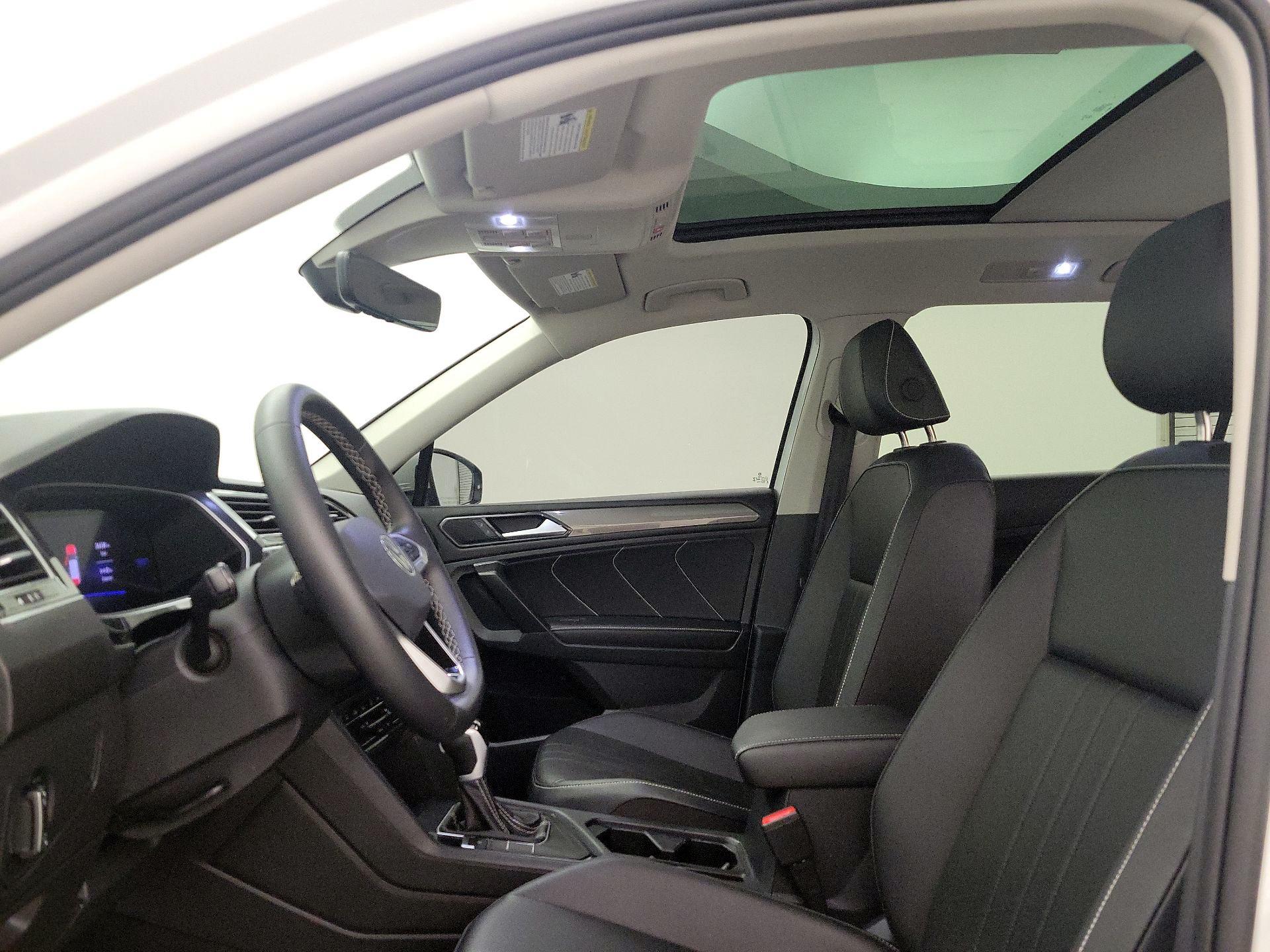 Thumbnail: 2024 Volkswagen Tiguan - 19