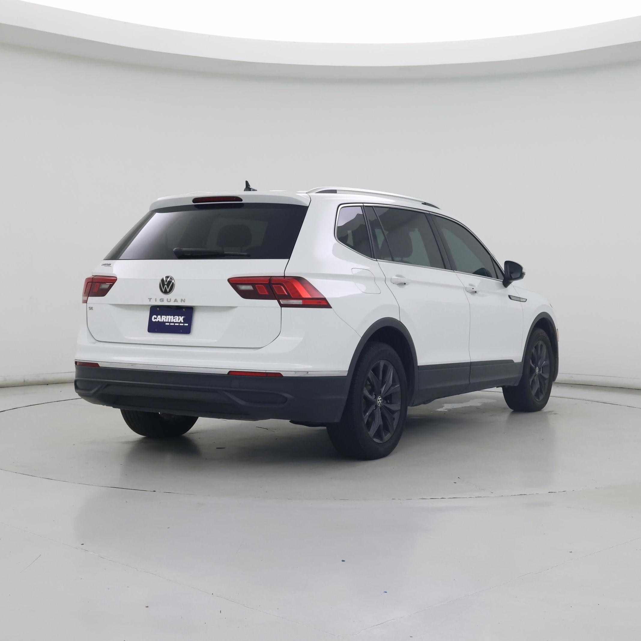 Thumbnail: 2024 Volkswagen Tiguan - 8