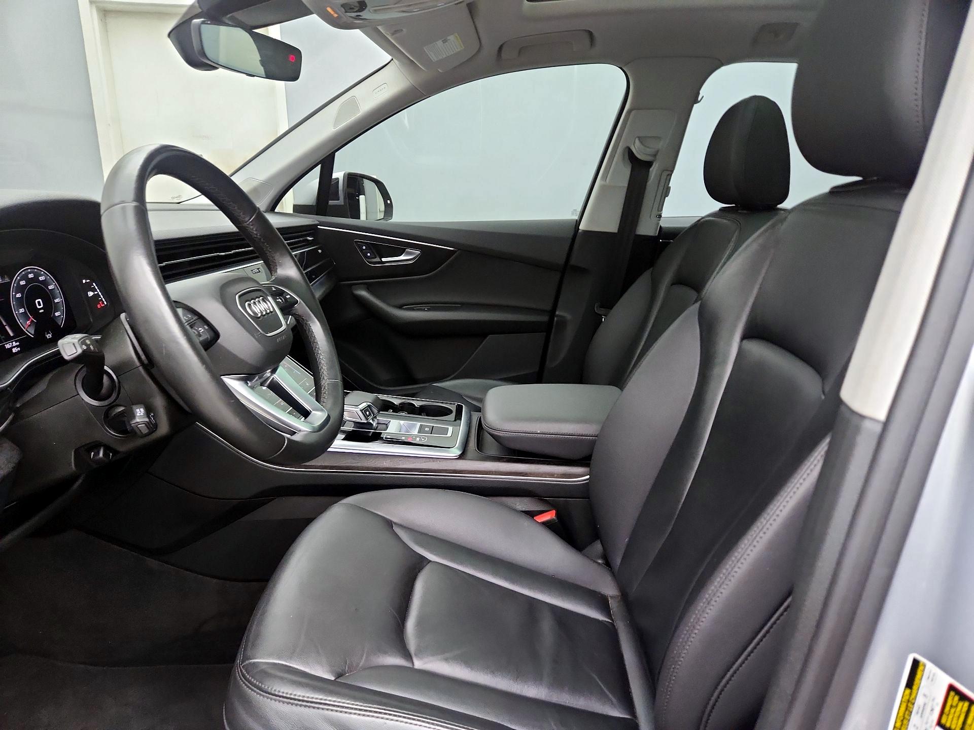 Thumbnail: 2022 Audi Q7 - 11