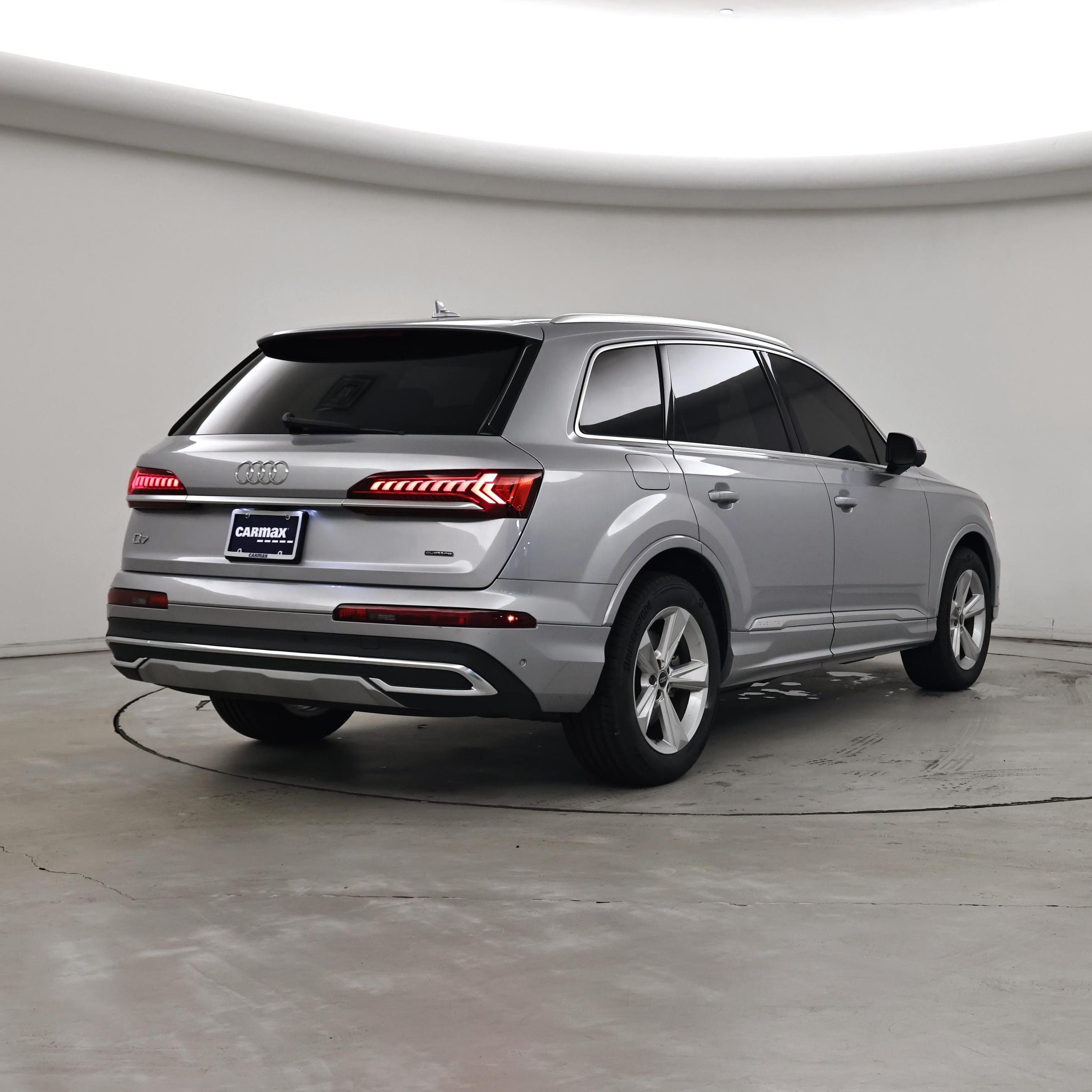 Thumbnail: 2022 Audi Q7 - 8