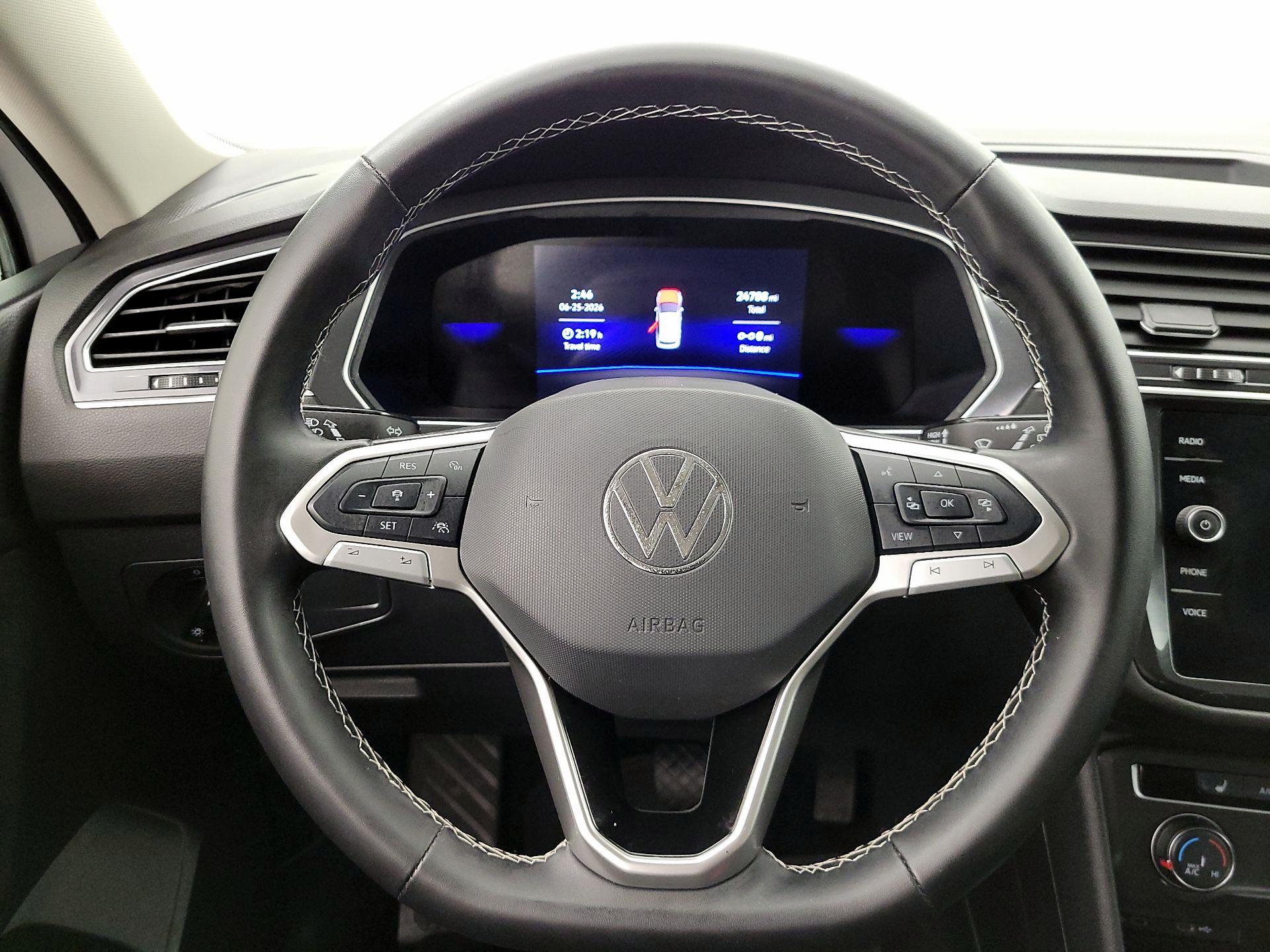 Thumbnail: 2024 Volkswagen Tiguan - 10
