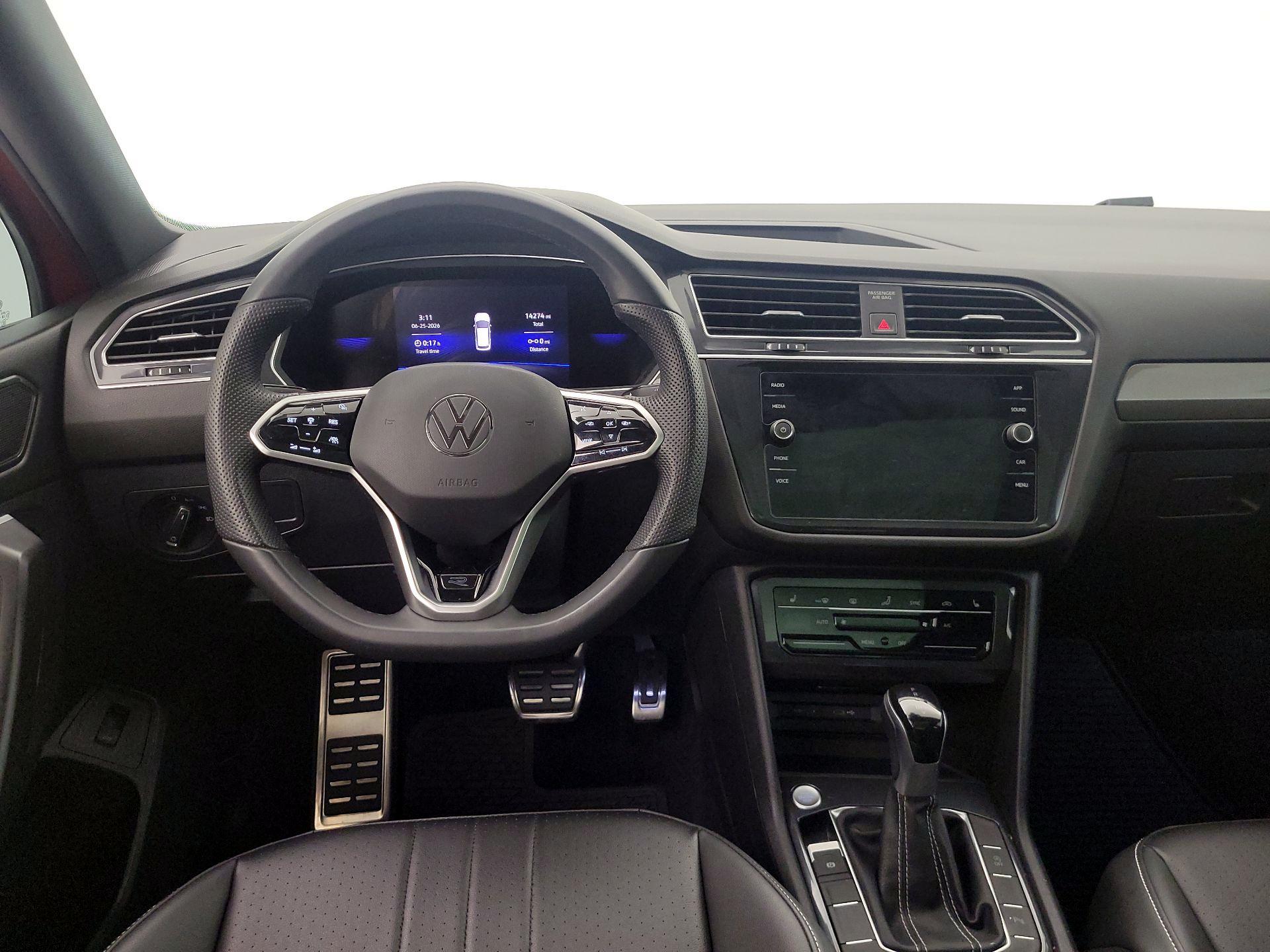Thumbnail: 2024 Volkswagen Tiguan - 10