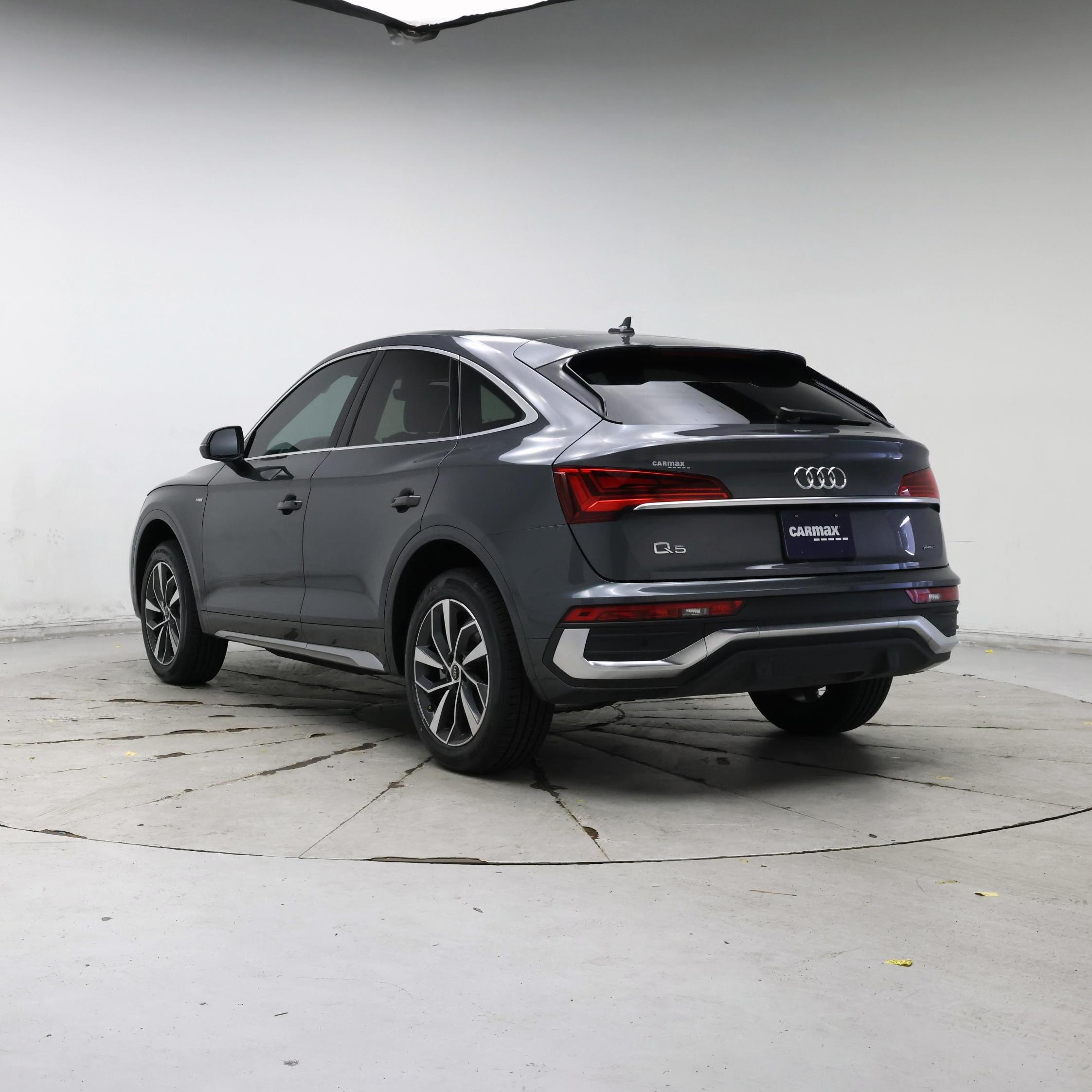 Thumbnail: 2023 Audi Q5 - 2