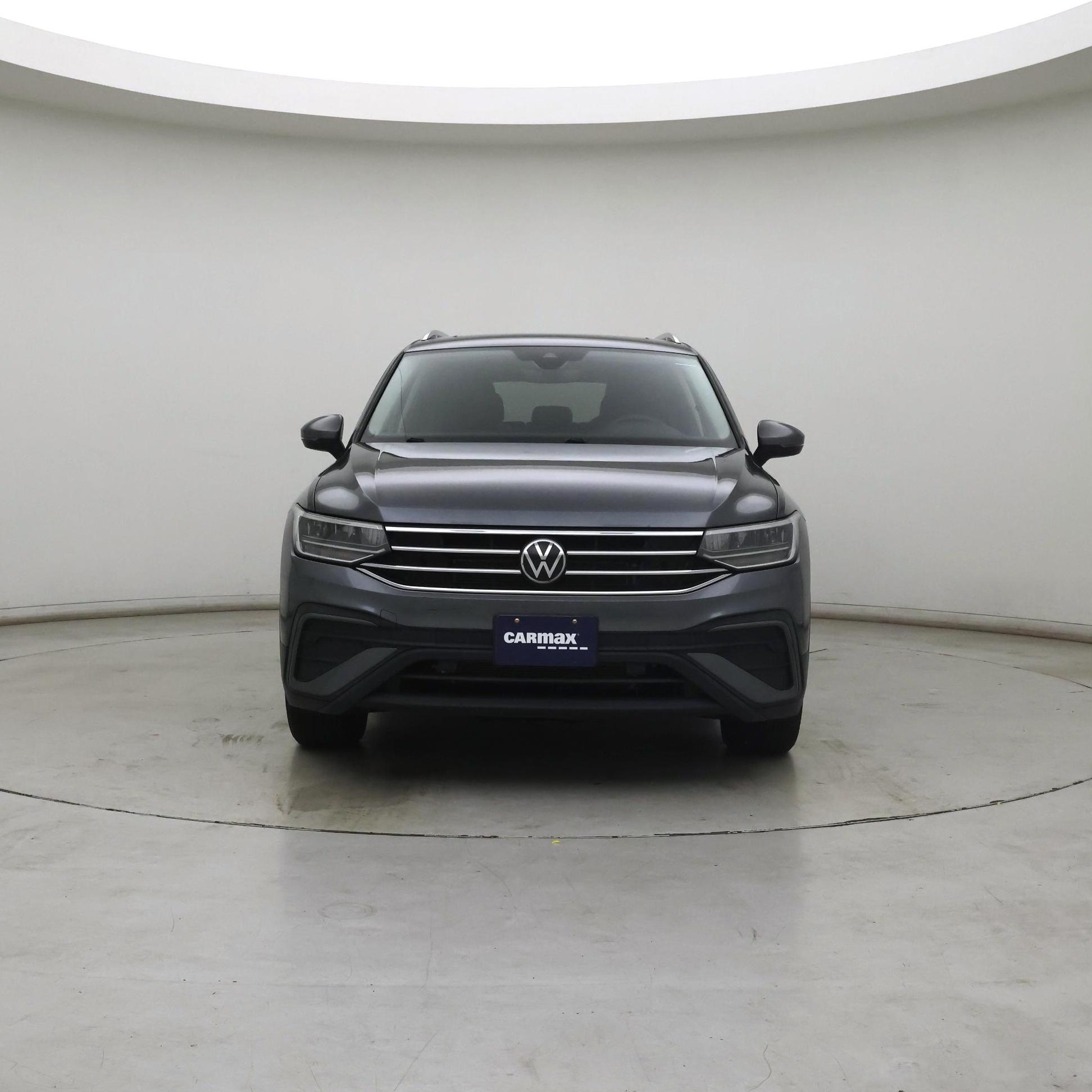 Thumbnail: 2023 Volkswagen Tiguan - 5