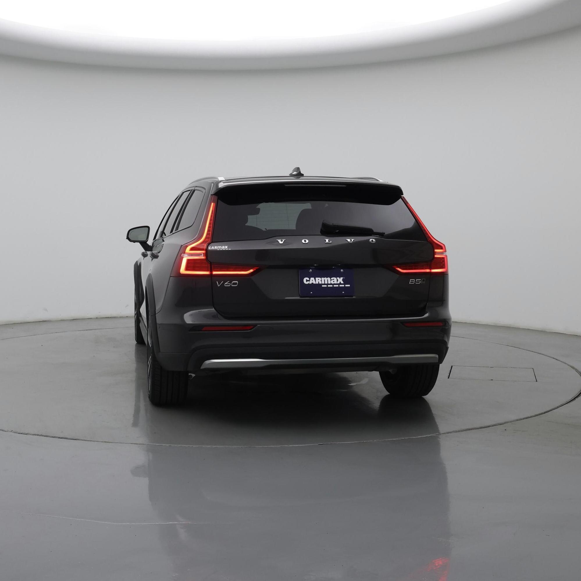 Thumbnail: 2025 Volvo S60 - 6