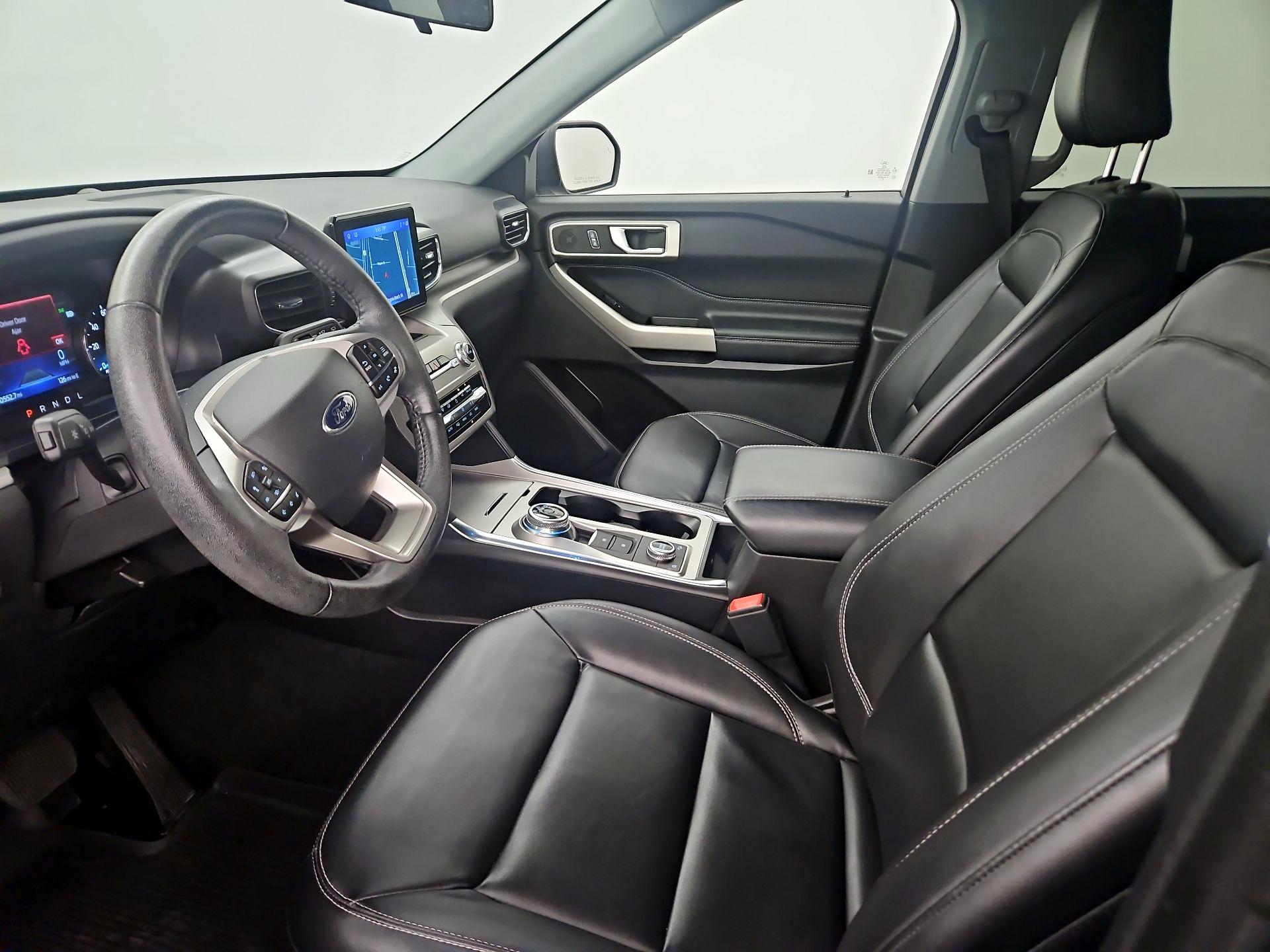 Thumbnail: 2022 Ford Explorer - 11