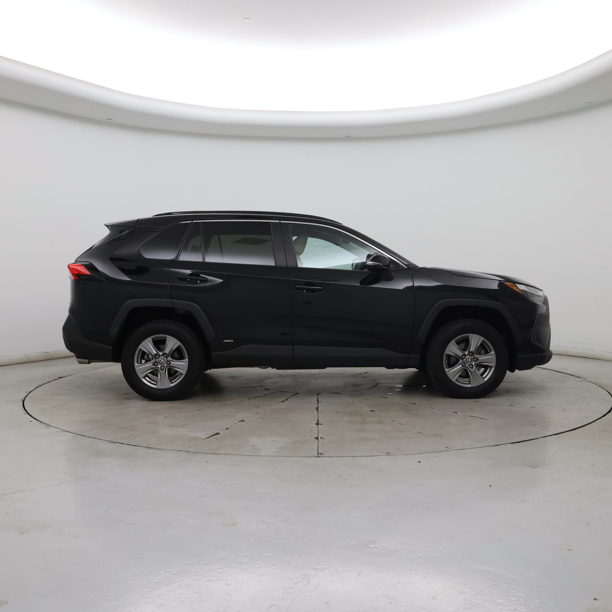 Thumbnail: 2023 Toyota RAV4 - 7