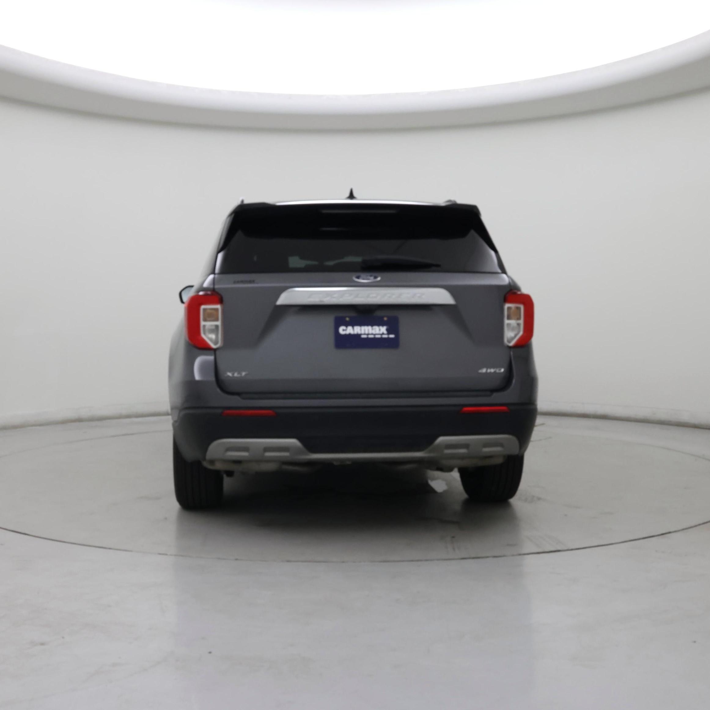 Thumbnail: 2022 Ford Explorer - 6
