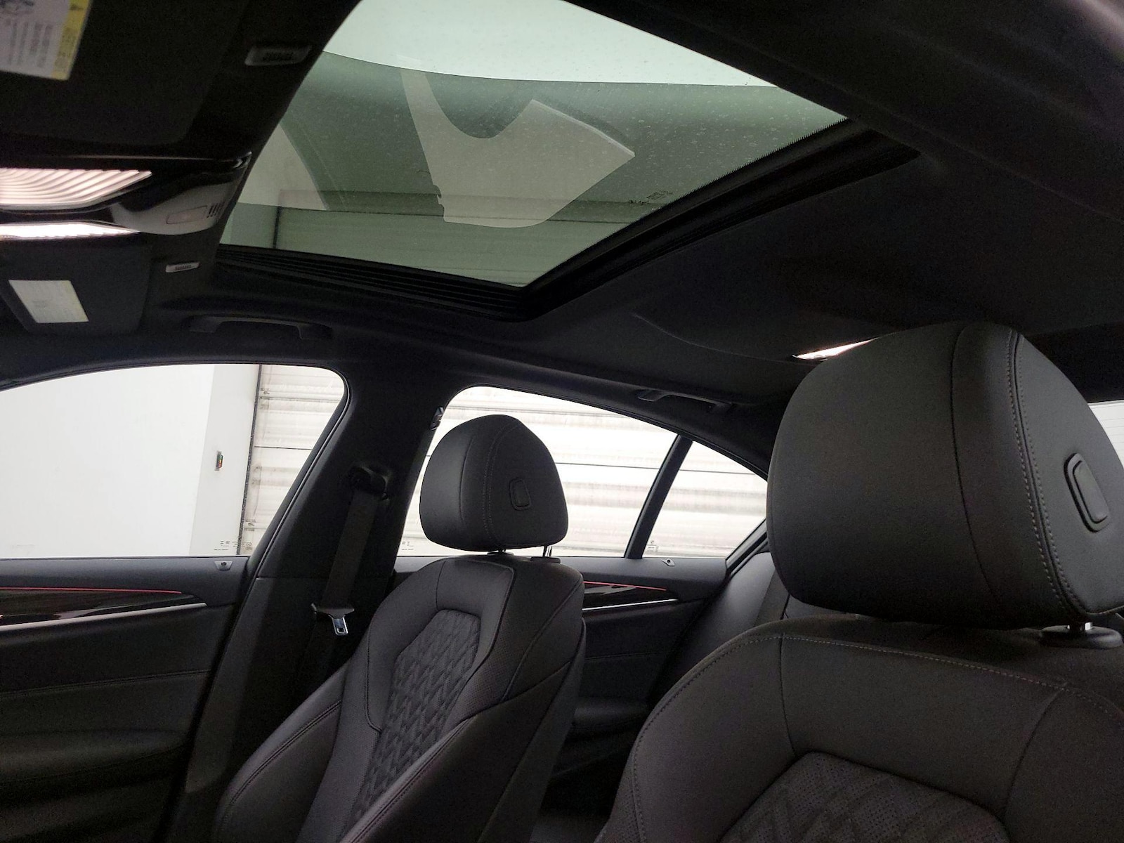 2023 BMW 5 Series 530i - Photo 21