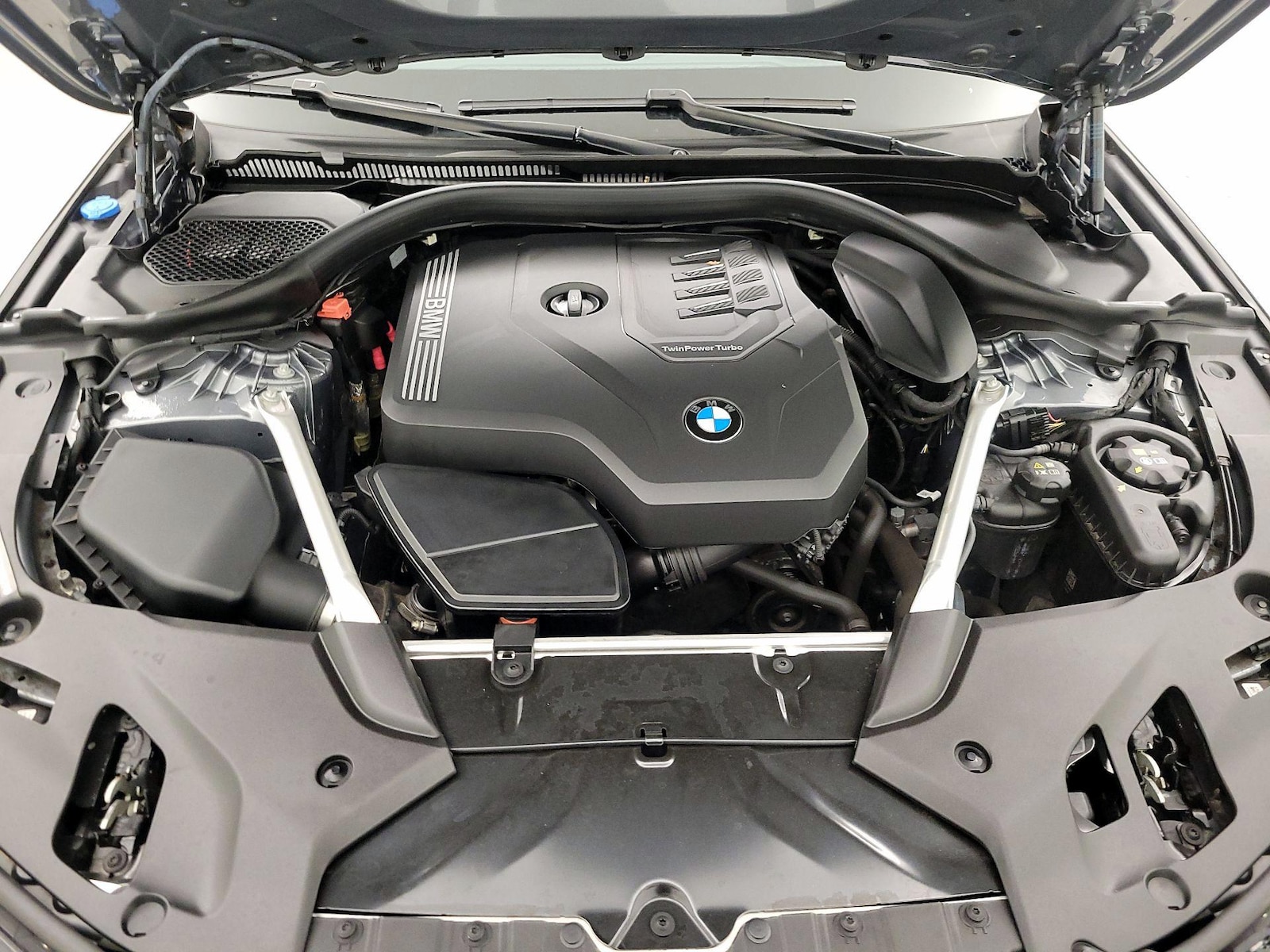 2023 BMW 5 Series 530i - Photo 24