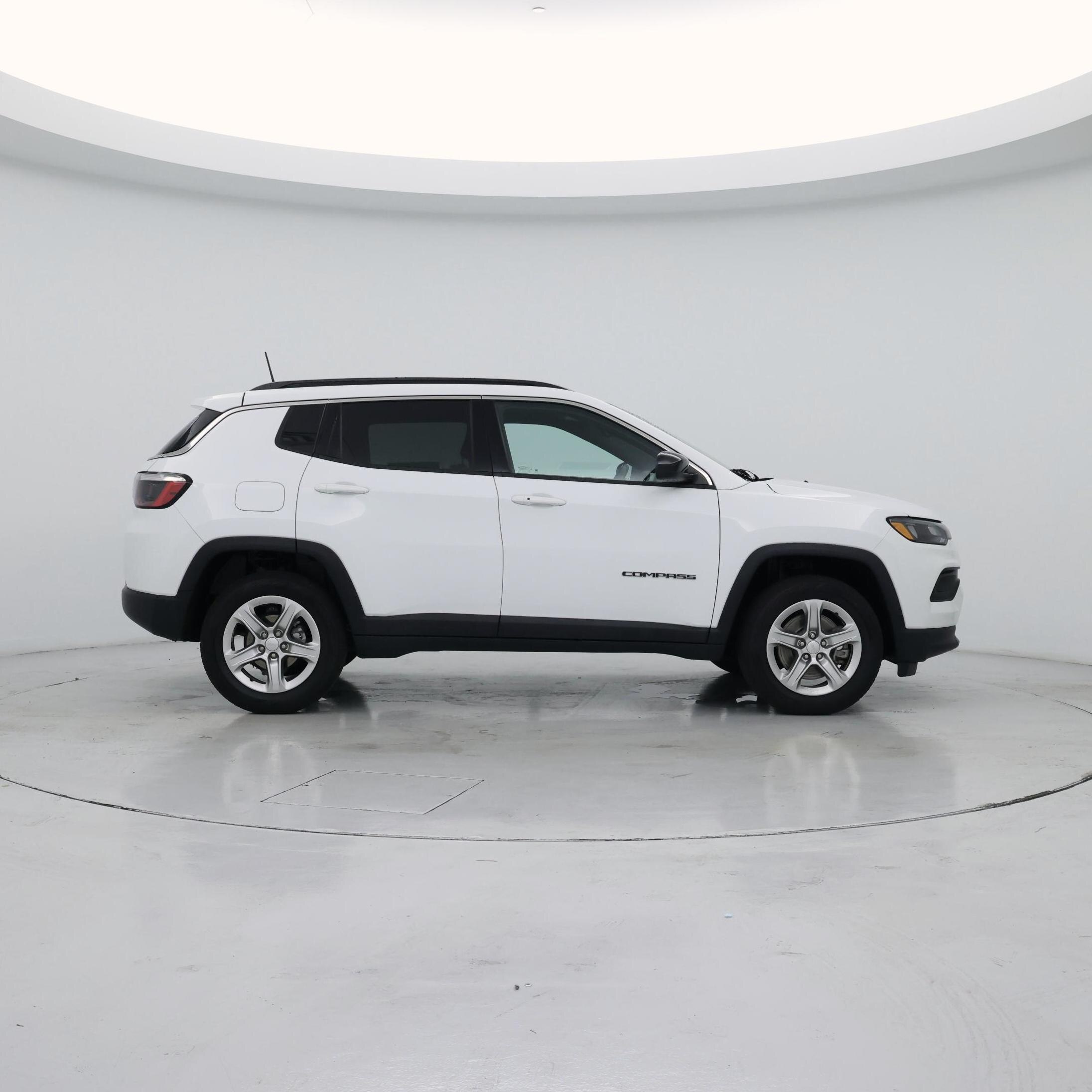 Thumbnail: 2023 Jeep Compass - 7