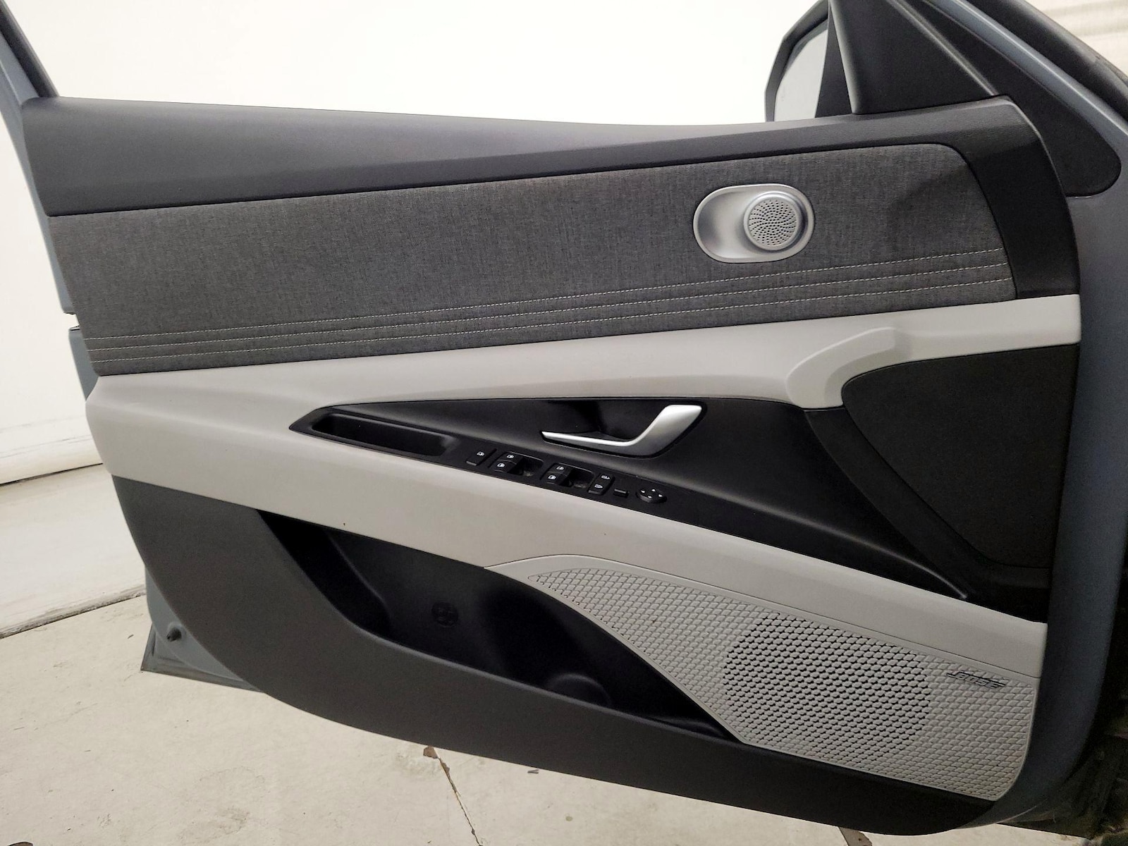 2021 Hyundai Elantra Limited - Photo 13
