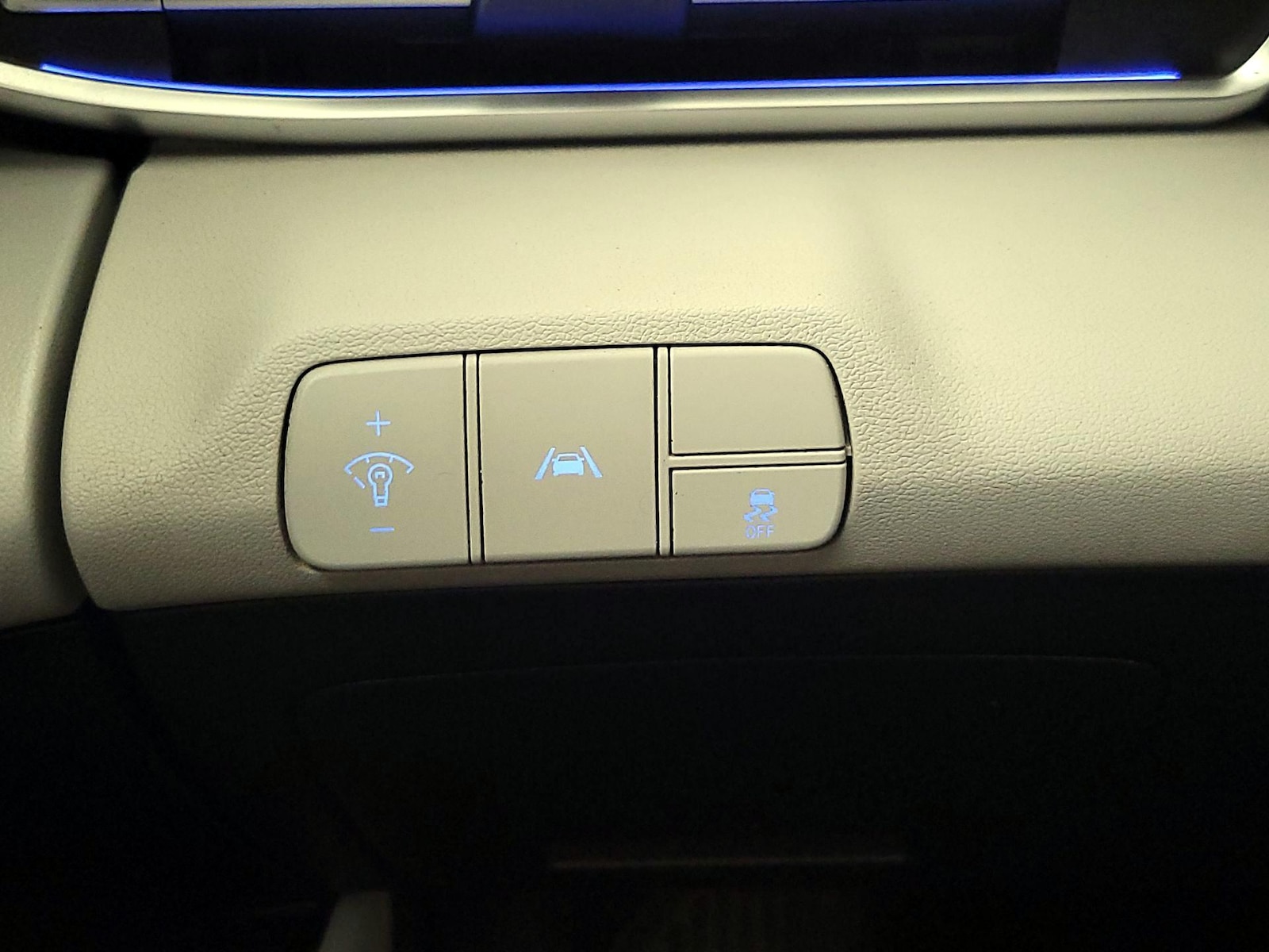 2021 Hyundai Elantra Limited - Photo 14