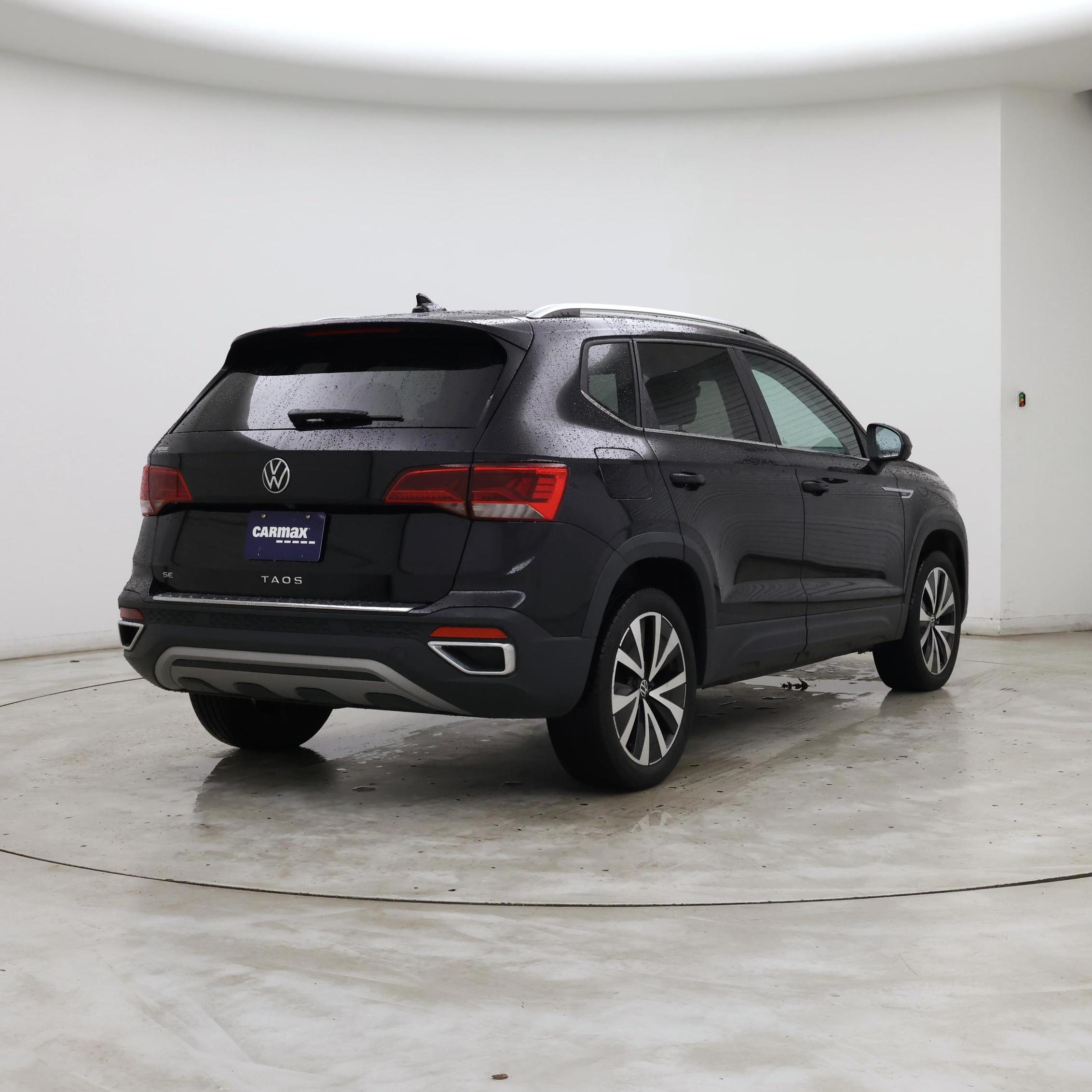 Thumbnail: 2023 Volkswagen Taos - 8