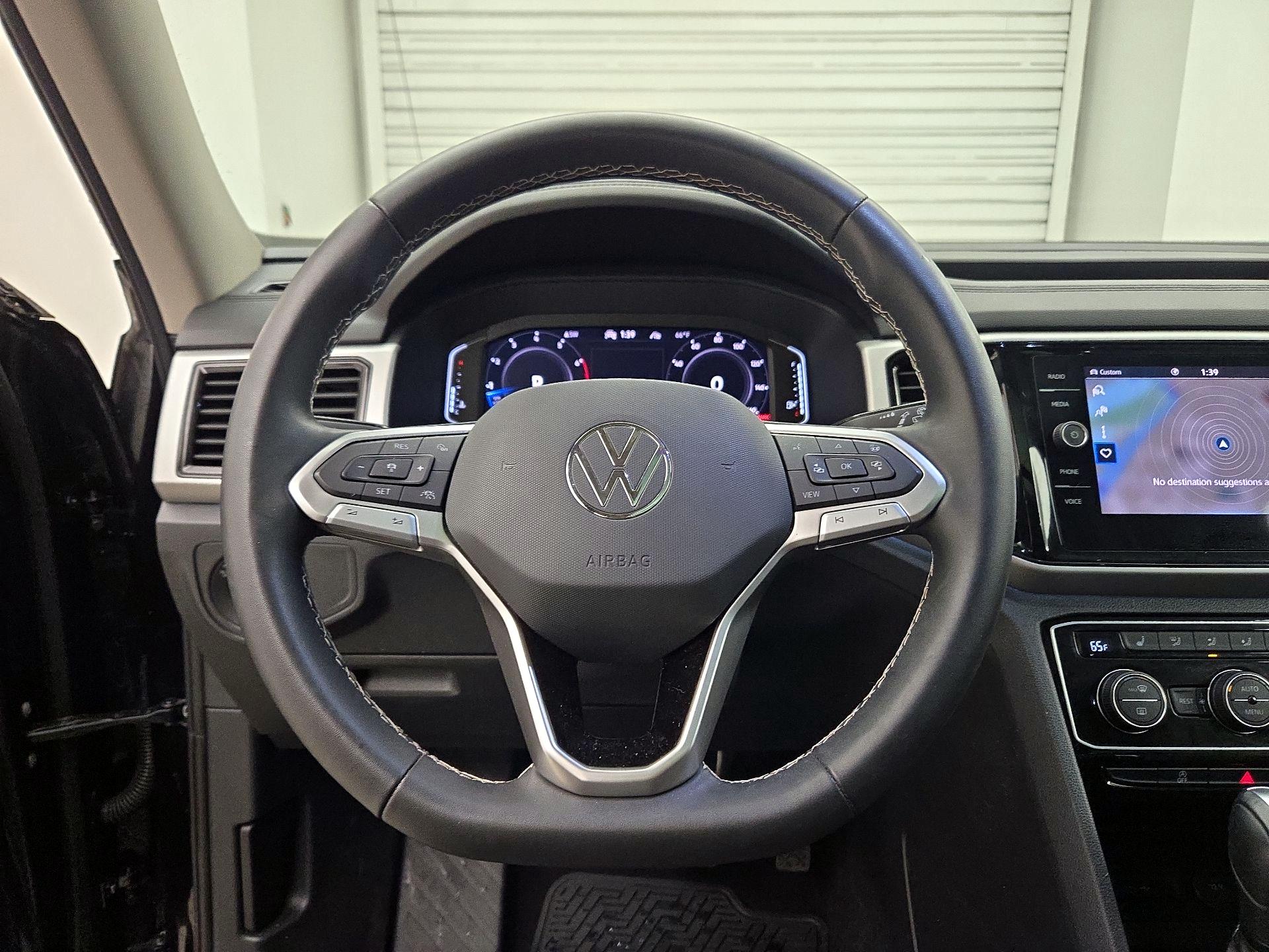 Thumbnail: 2023 Volkswagen Atlas - 10