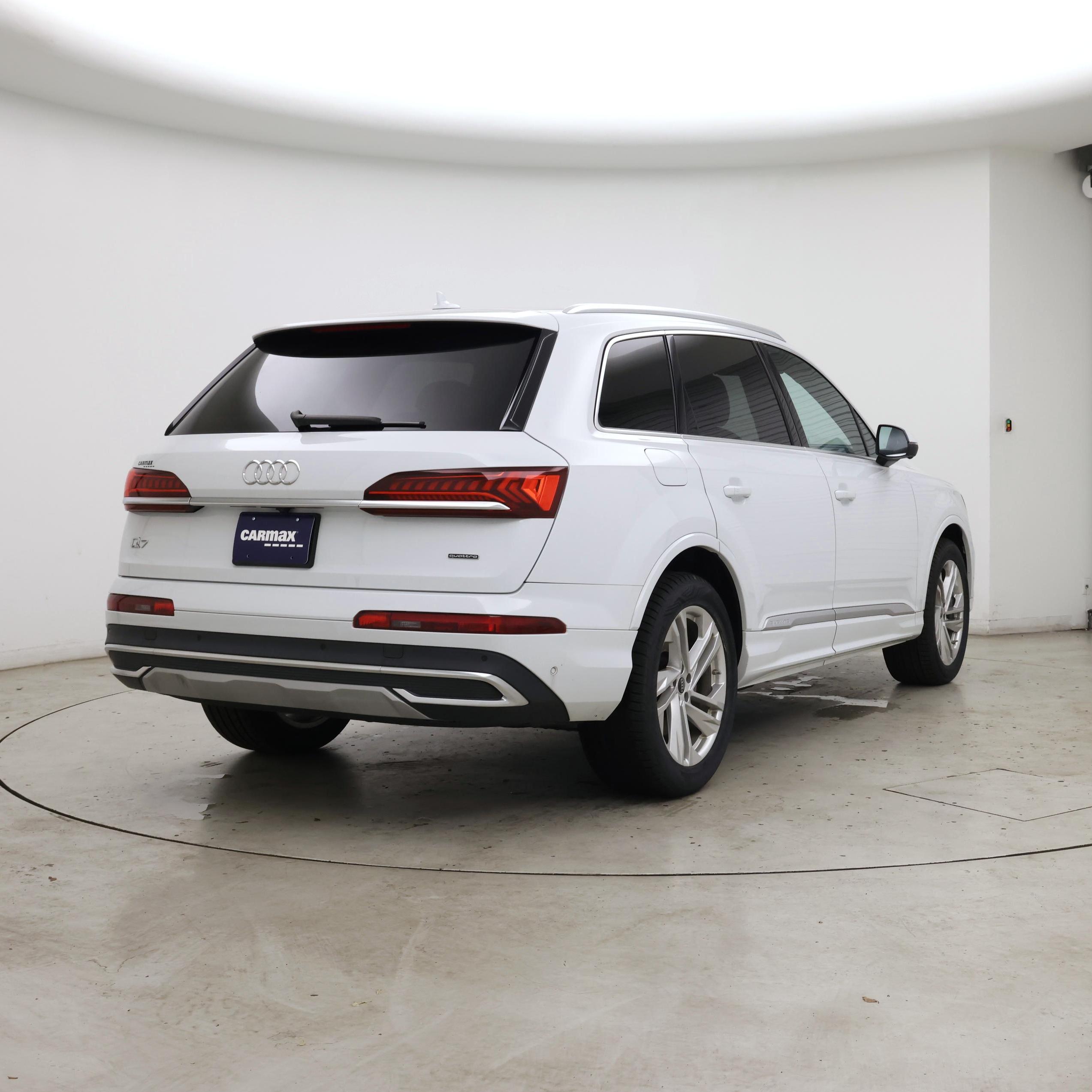 Thumbnail: 2023 Audi Q7 - 8