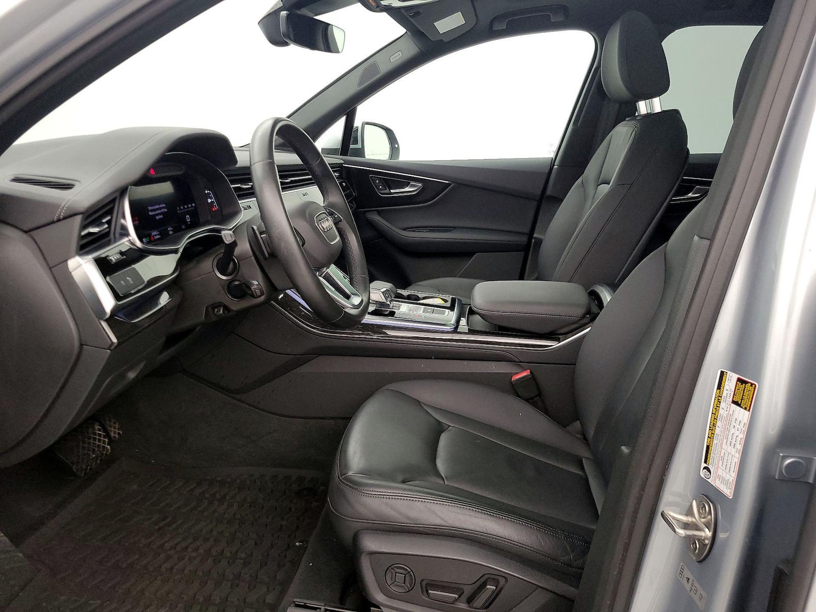 2023 Audi Q7 Premium Plus - Photo 12
