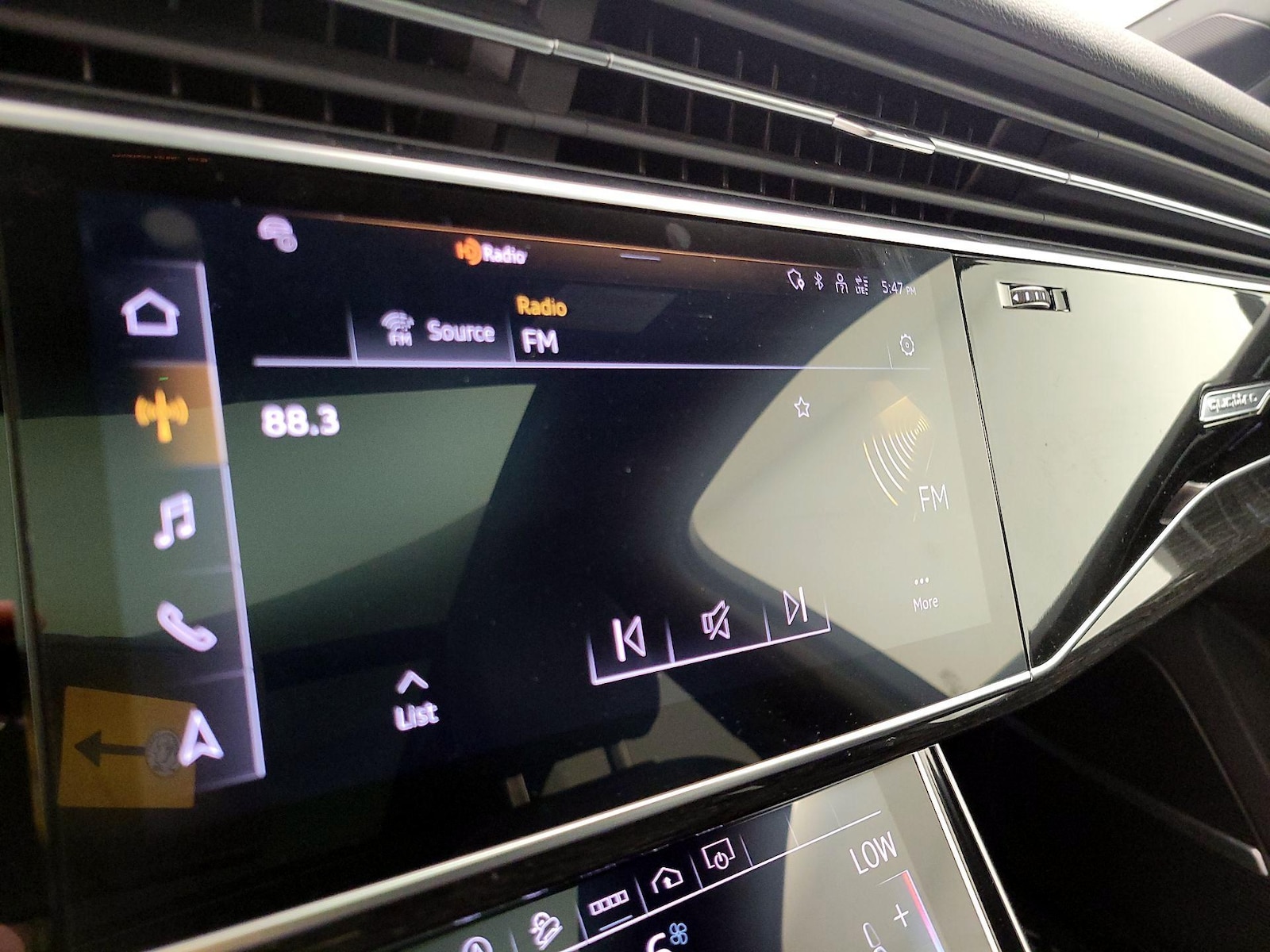 2023 Audi Q7 Premium Plus - Photo 17