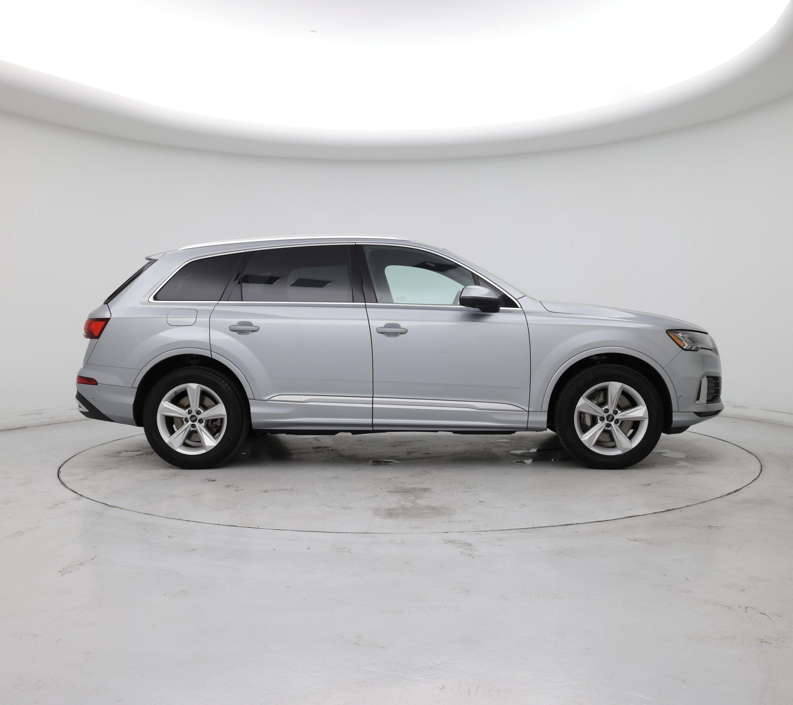 Thumbnail: 2023 Audi Q7 - 7